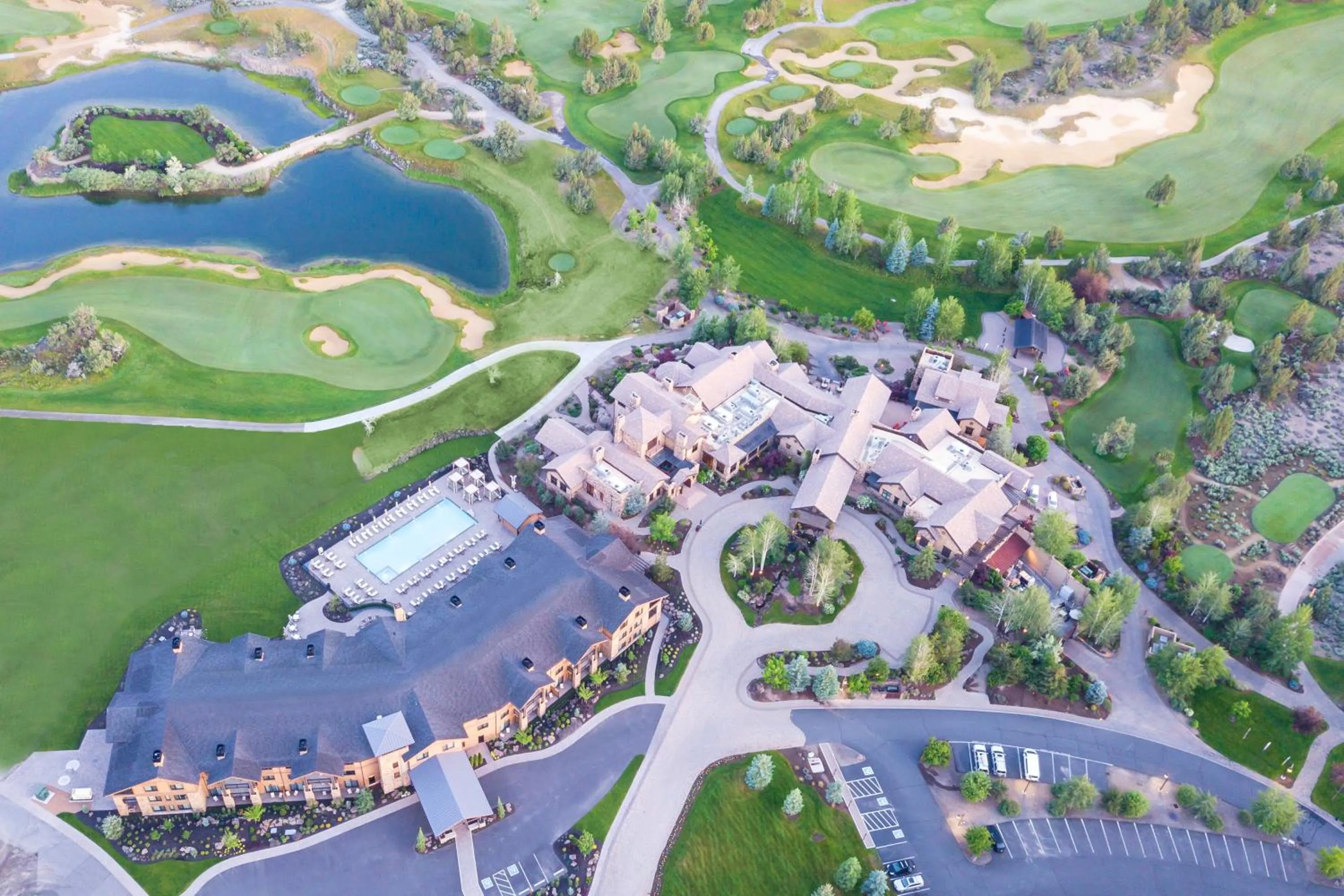 Bird's eye view, Bird's-eye View in Pronghorn Resort