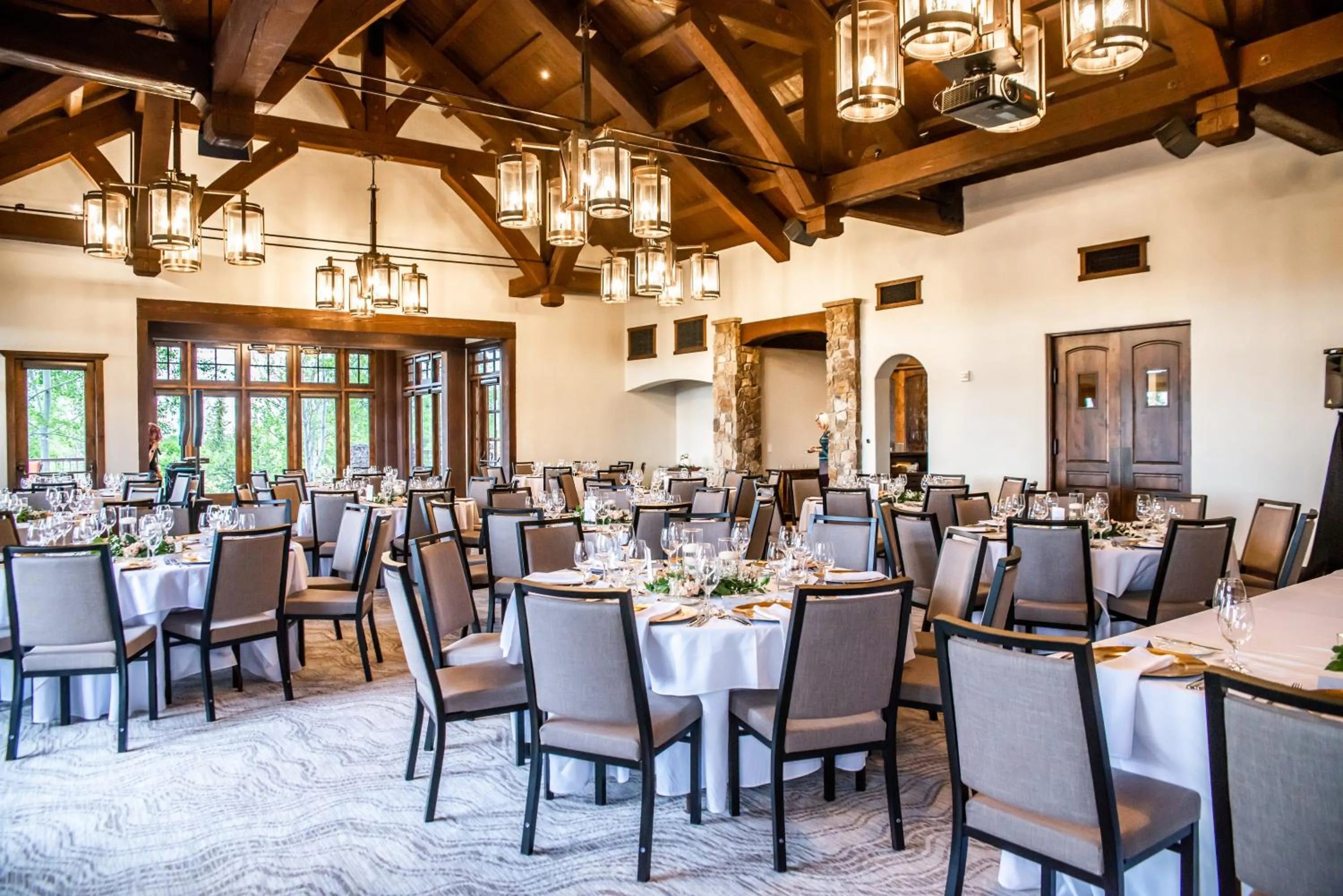 Banquet/Function facilities, Restaurant/Places to Eat in Pronghorn Resort