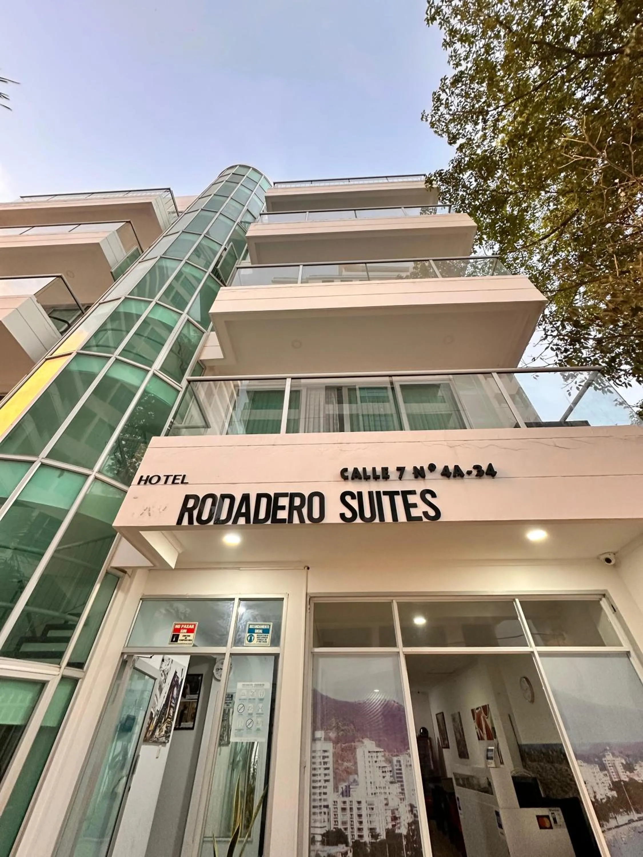 Property building in SGH Rodadero Suites
