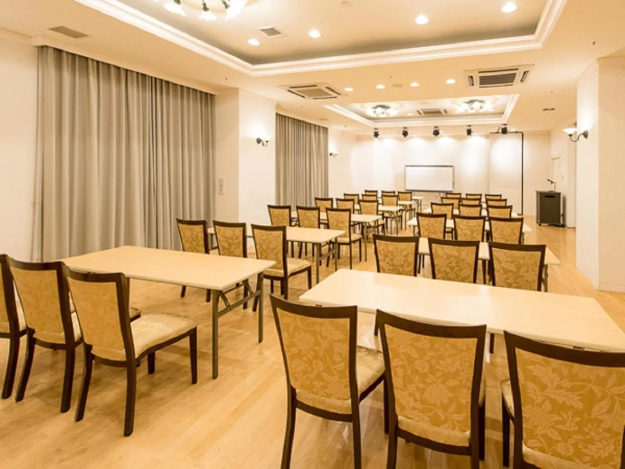 Business facilities in Spa Resort LiVEMAX