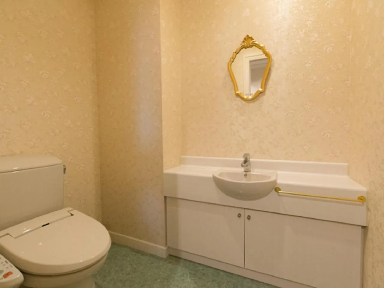 Bathroom in Spa Resort LiVEMAX