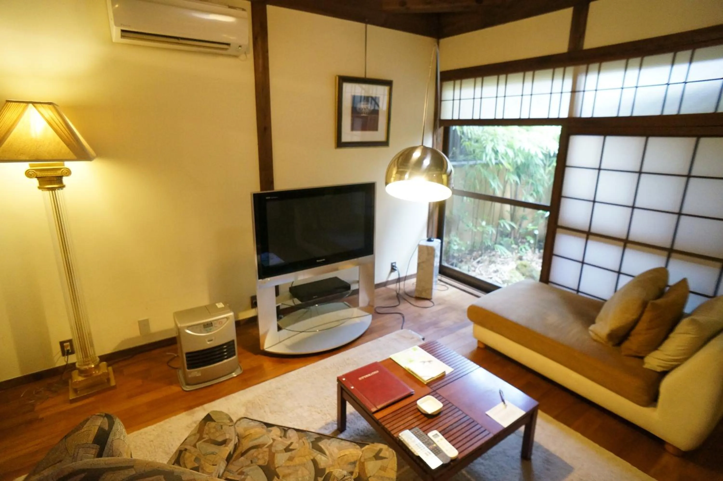 TV and multimedia in Mujinzo