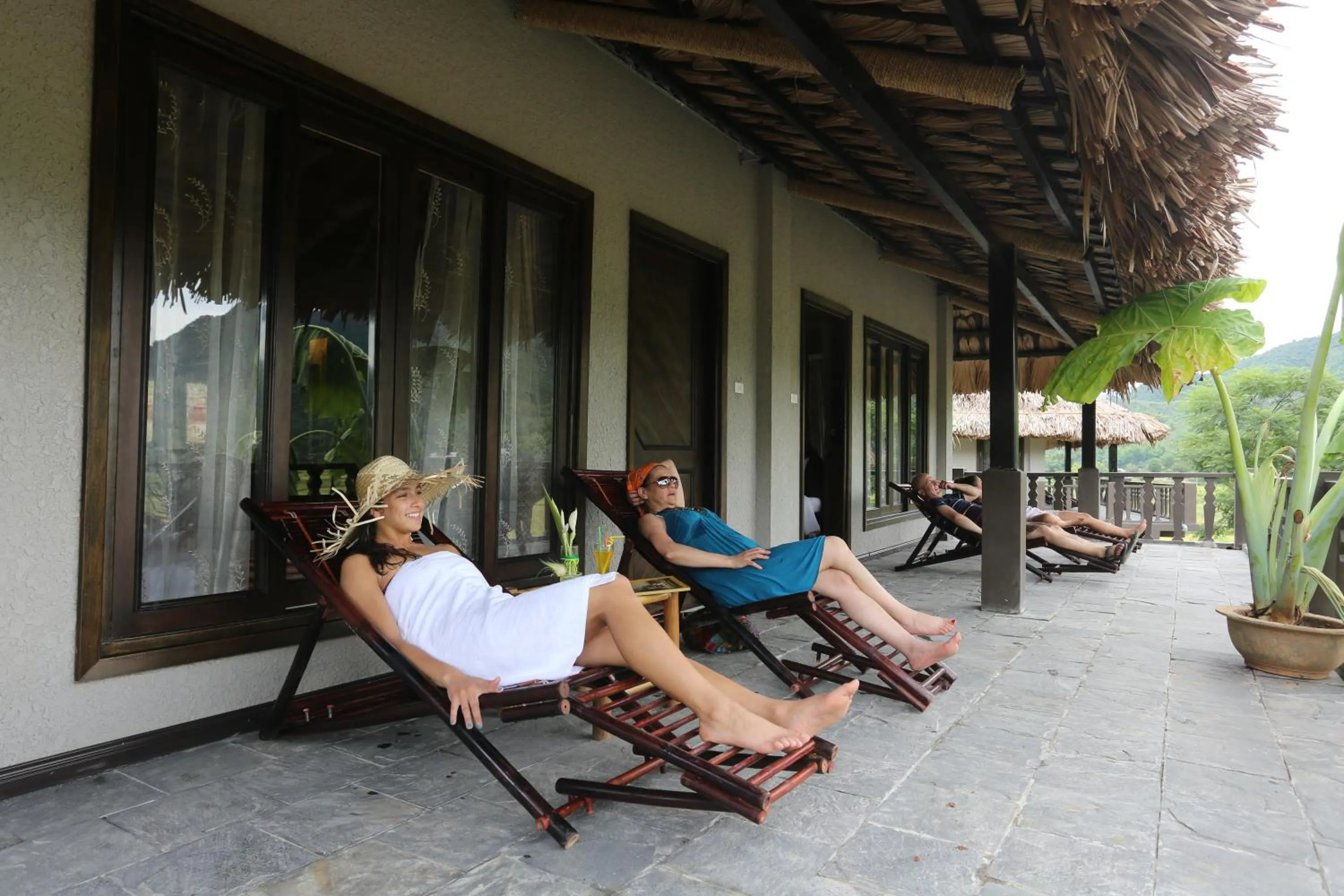 Day in Mai Chau Ecolodge