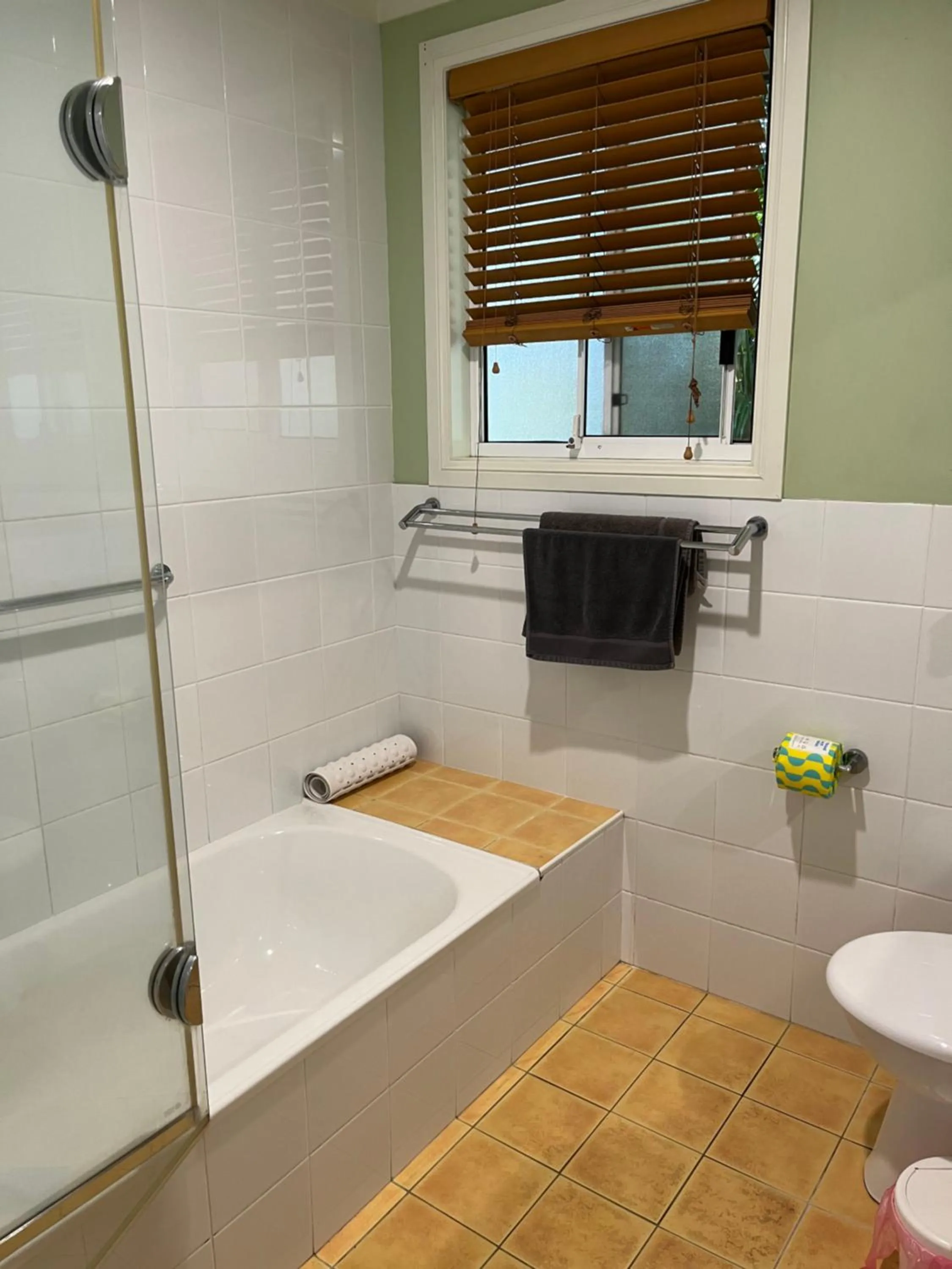 Safety Beach Bungalows