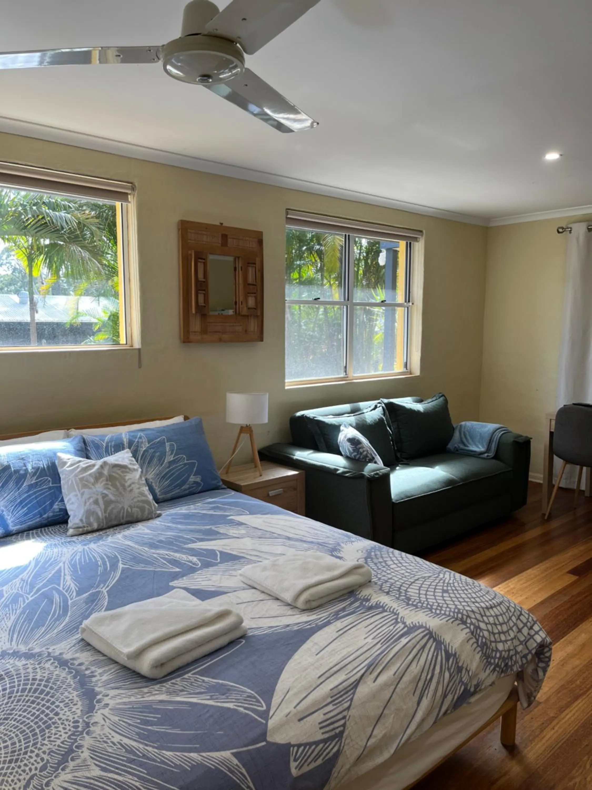 Bed in Safety Beach Bungalows