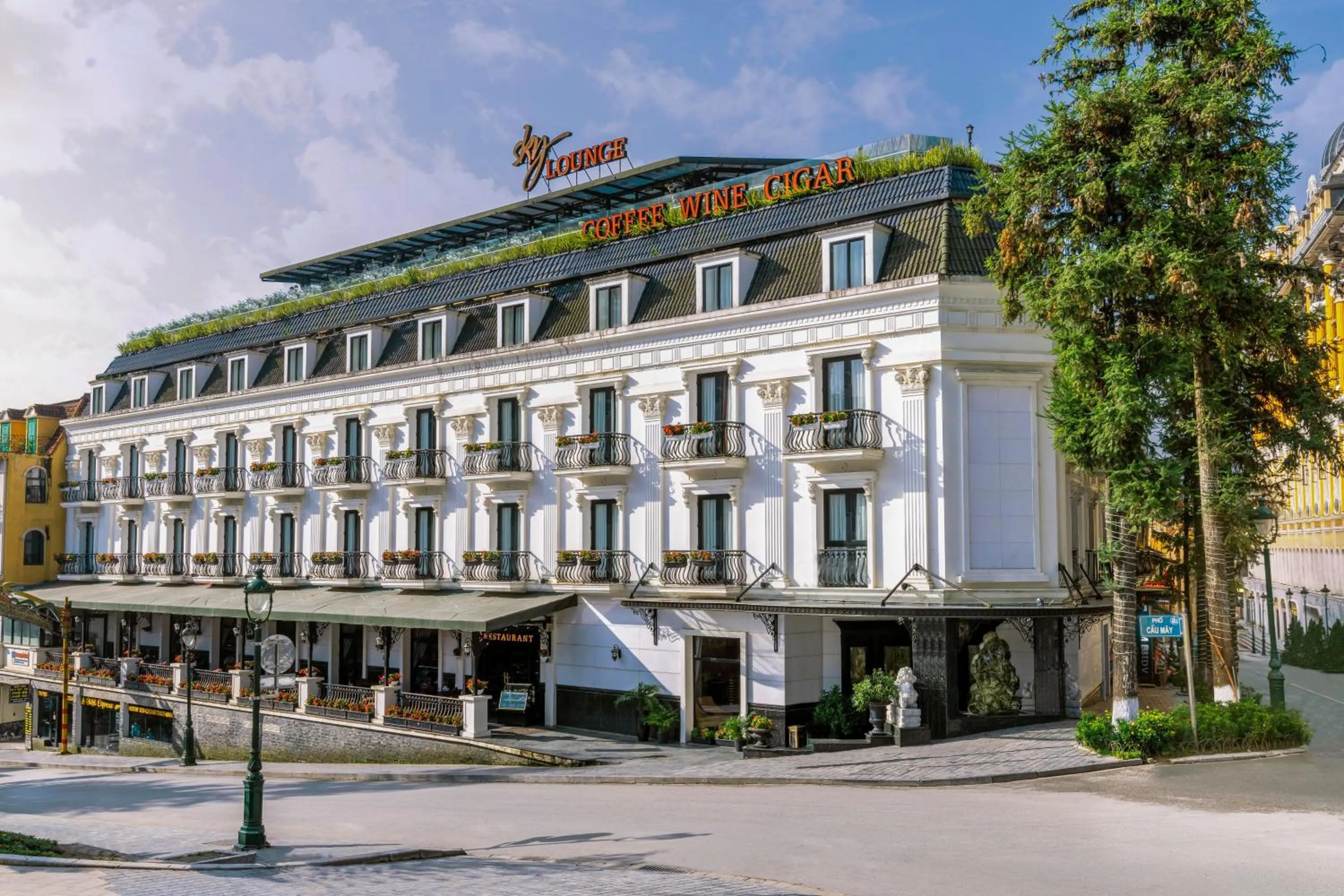 Property building in Hotel Sapa Square Affiliated by Meliá