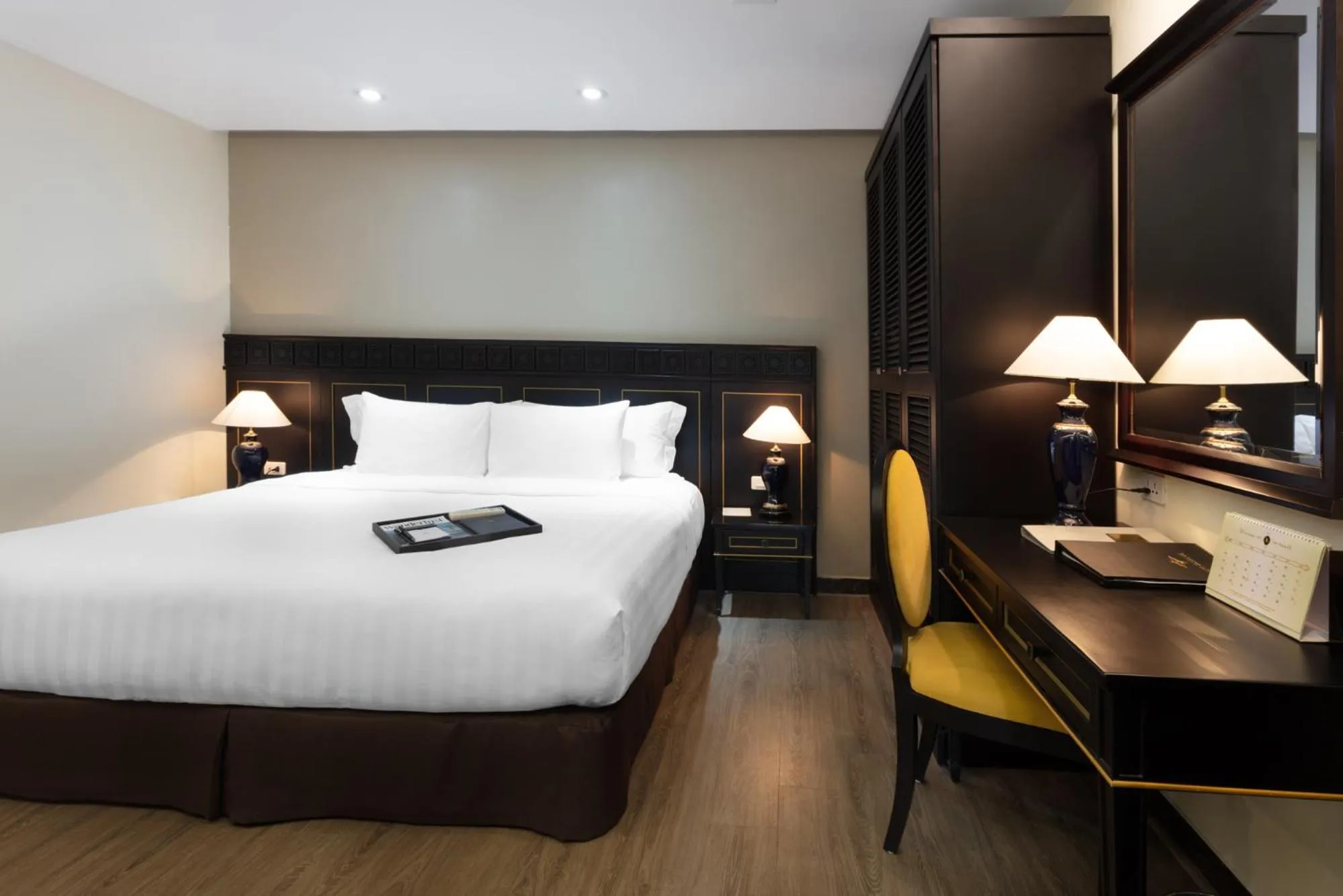 Bed in Hotel Sapa Square Affiliated by Melia