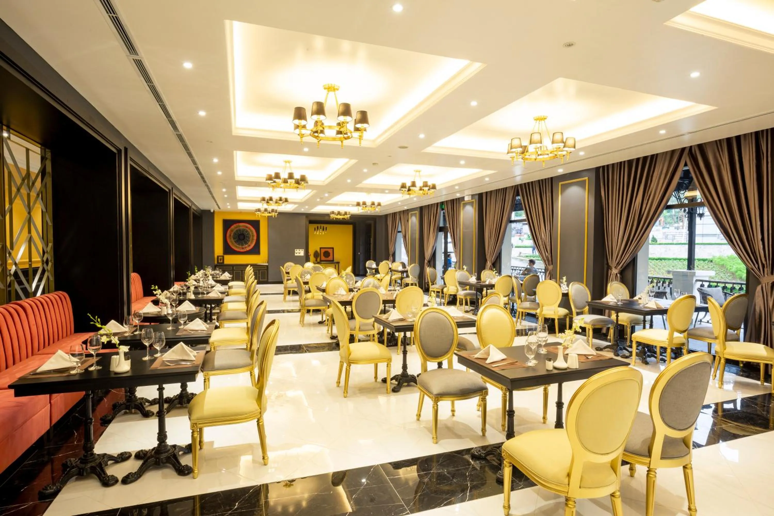 Restaurant/places to eat in Hotel Sapa Square Affiliated by Melia