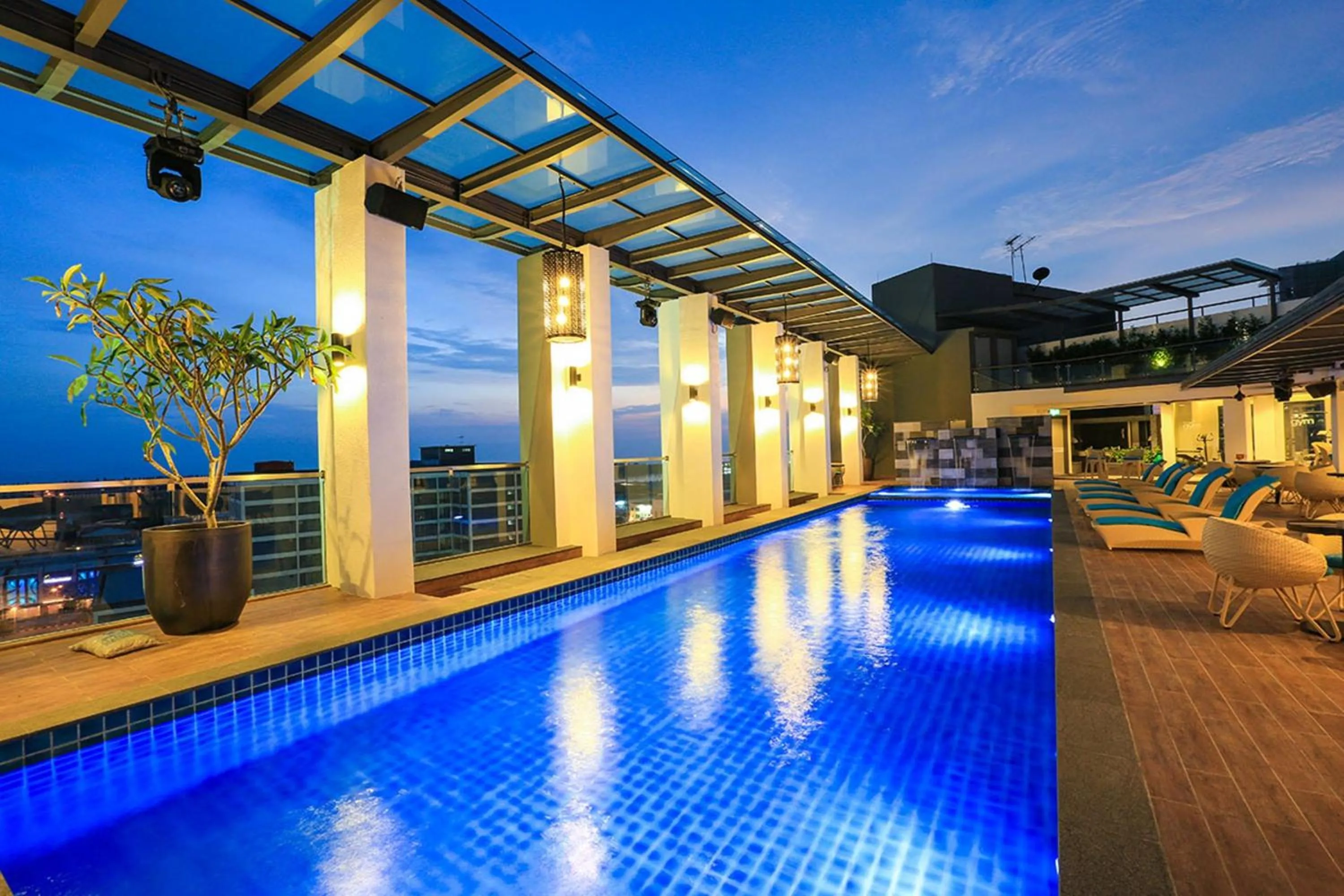 Swimming pool in Eco Tree Hotel, Melaka