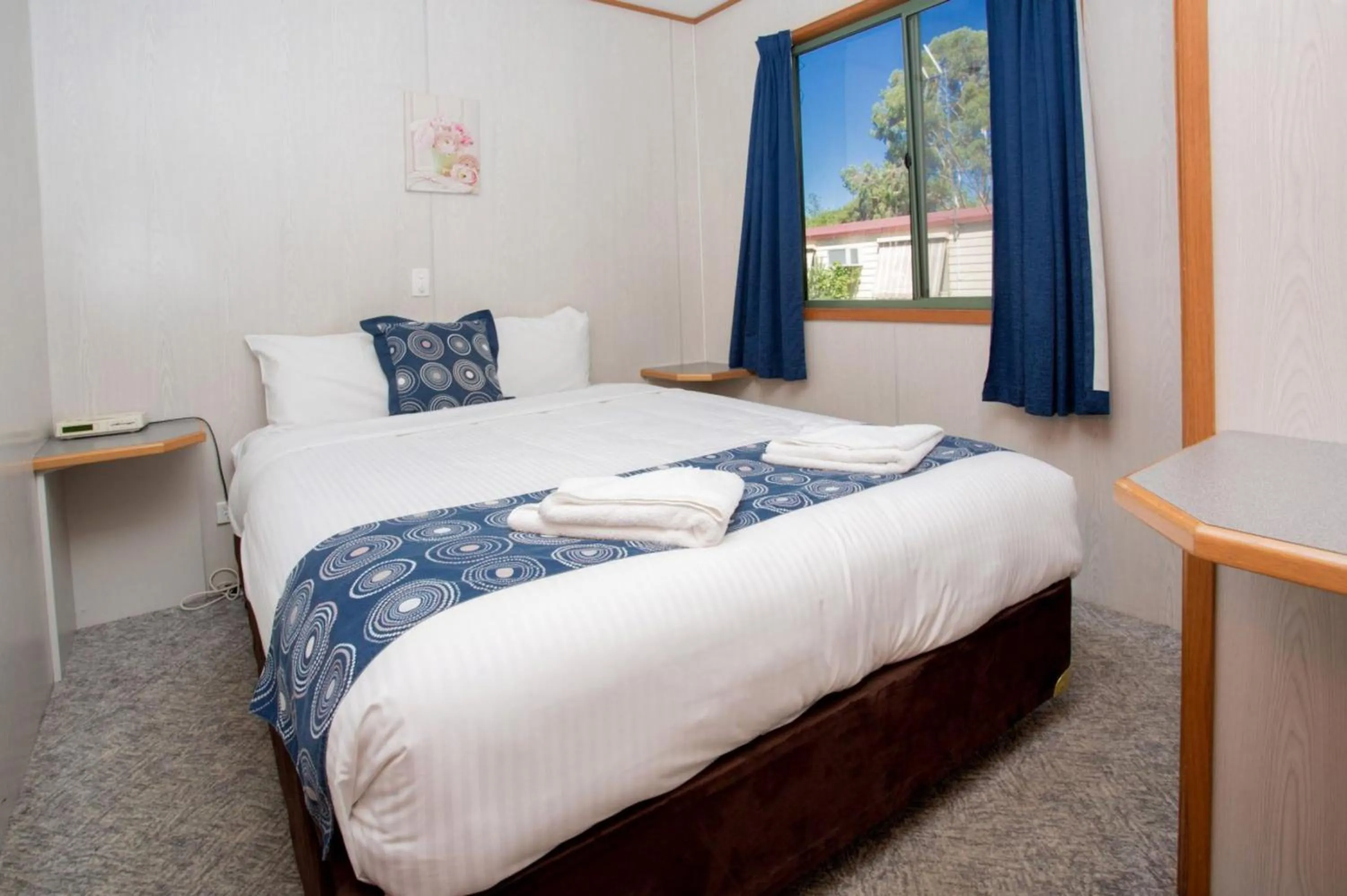 Bed in Shepparton Holiday Park and Village