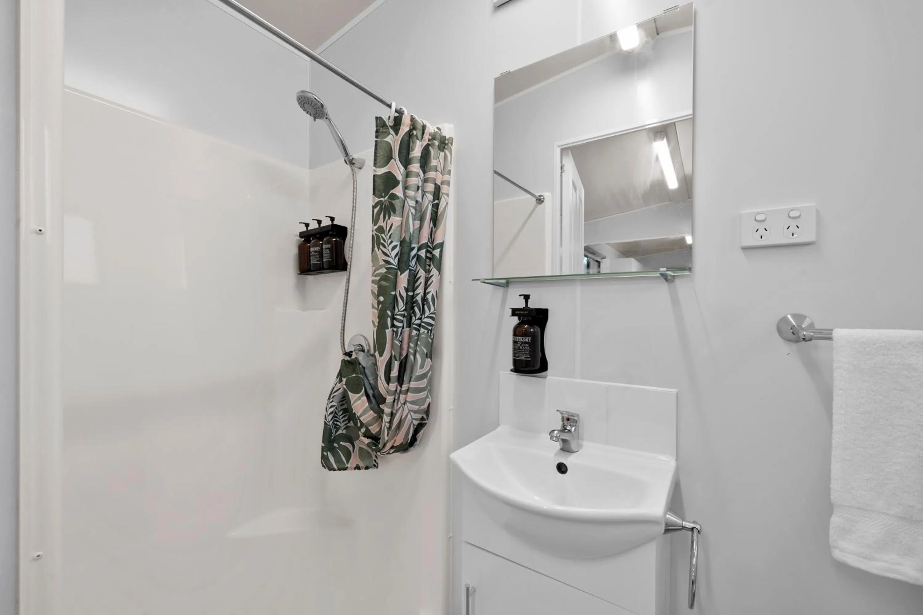 Shower in Shepparton Holiday Park and Village