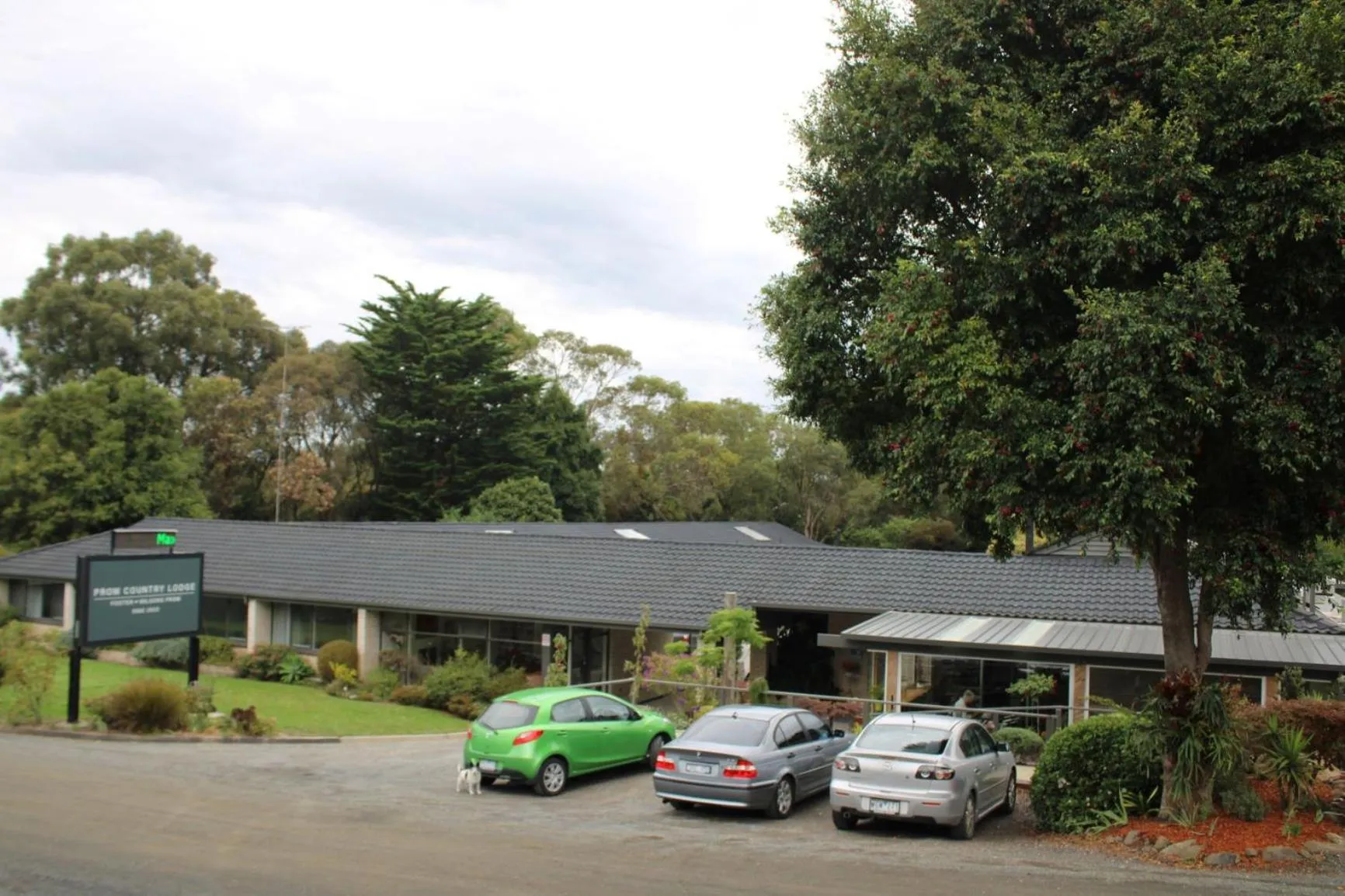 Property building in Prom Country Lodge