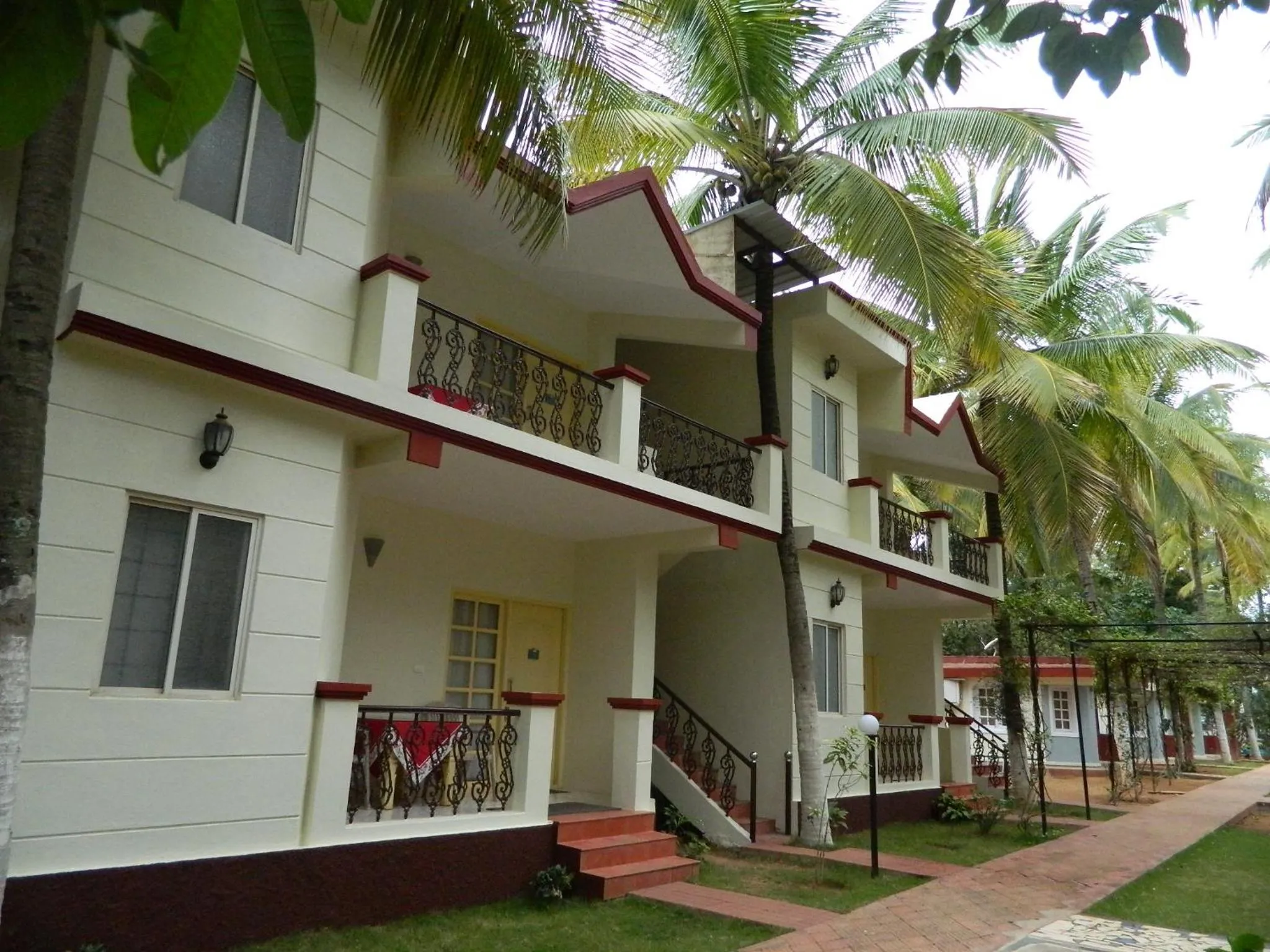 Facade/entrance in Fantasy Golf Resort