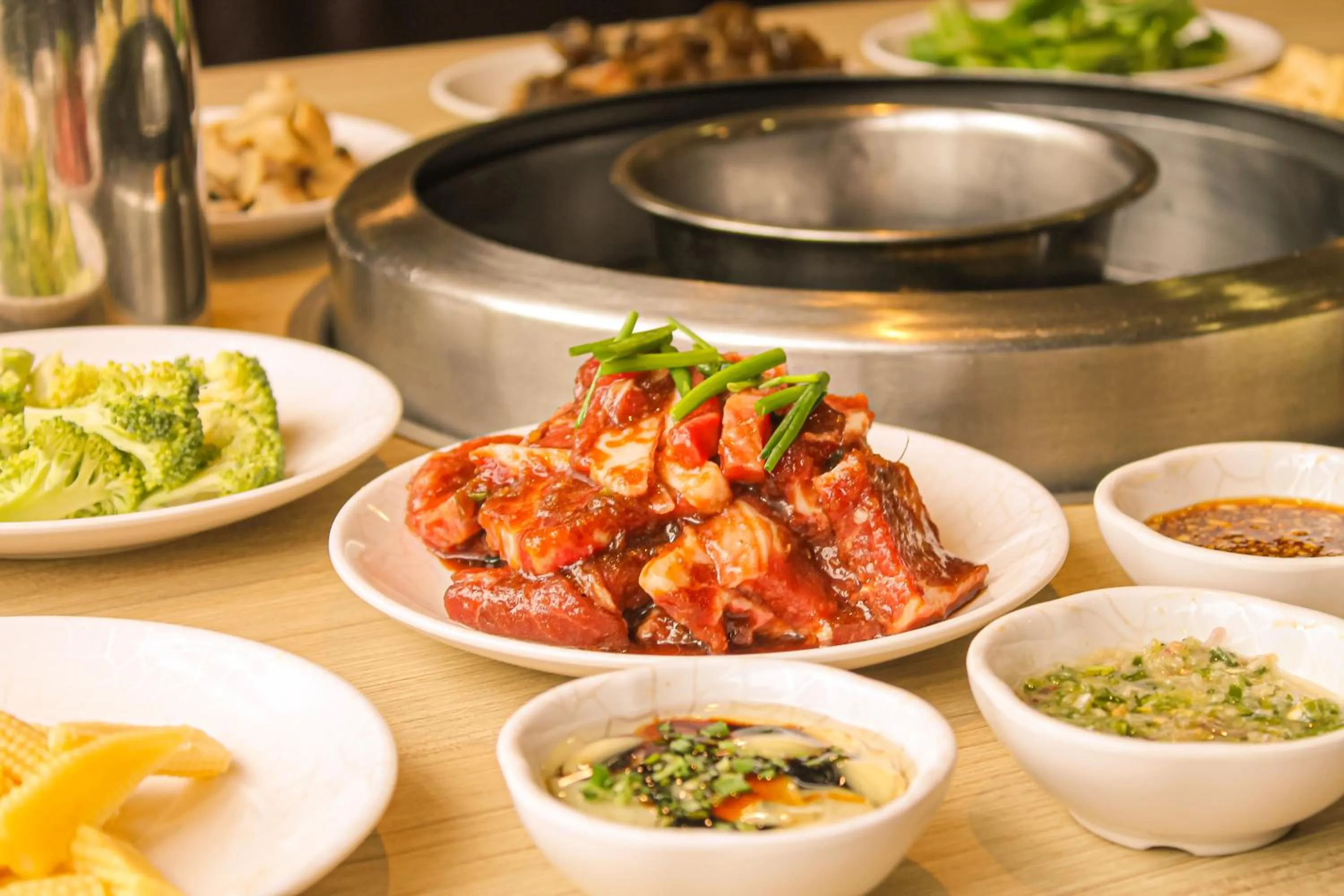 Restaurant/places to eat in Parkview Hotel