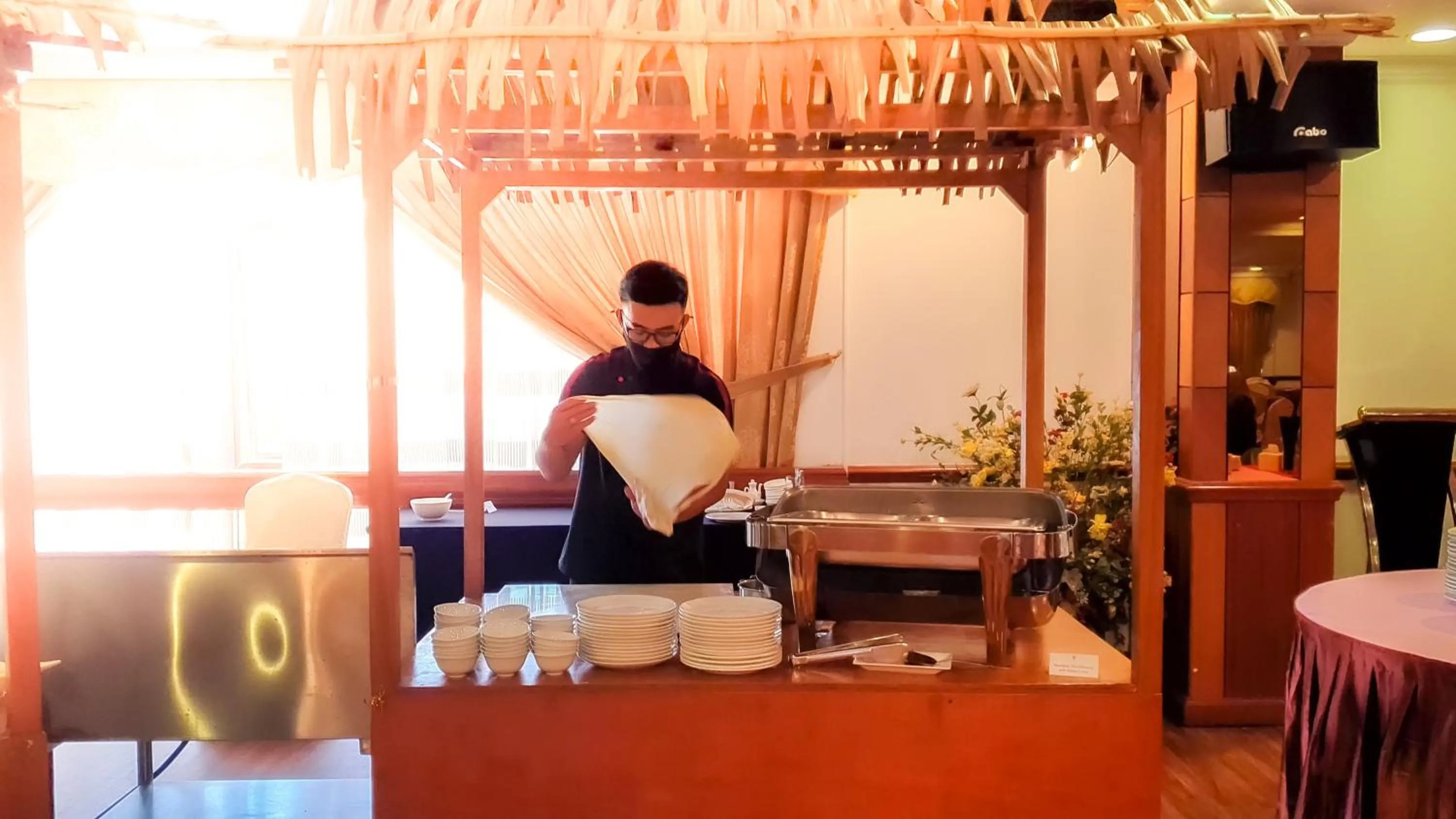 Restaurant/places to eat in Parkview Hotel