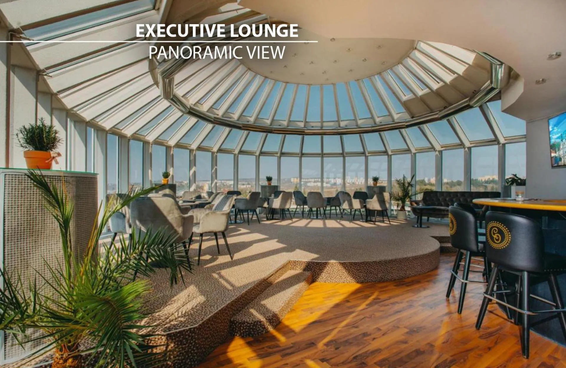 Lounge or bar in Cosmopolitan Bobycentrum - Czech Leading Hotels