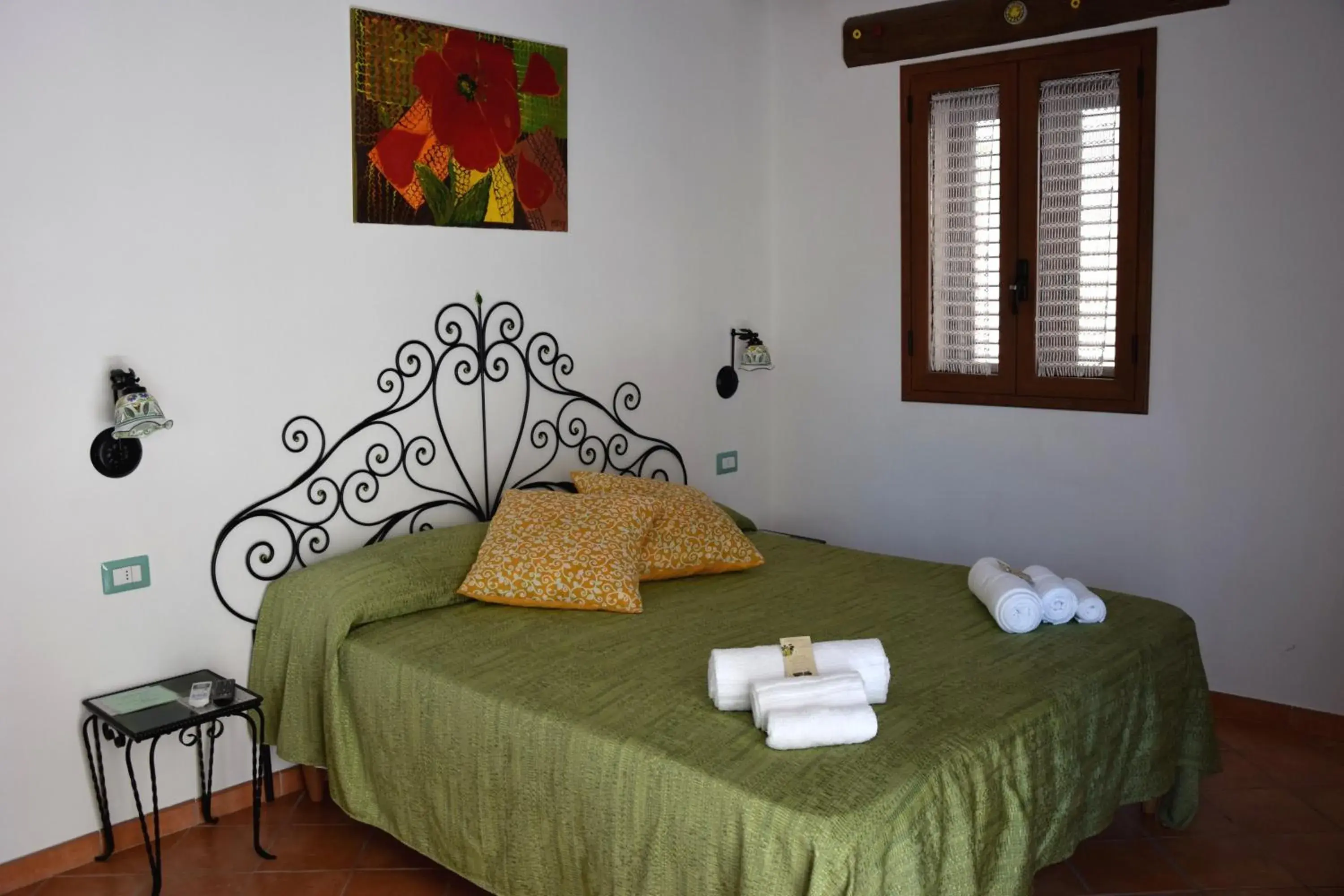 Deluxe Double Room with Balcony in La Casa del Geko Deluxe Double Room with Balcony in La Casa del Geko