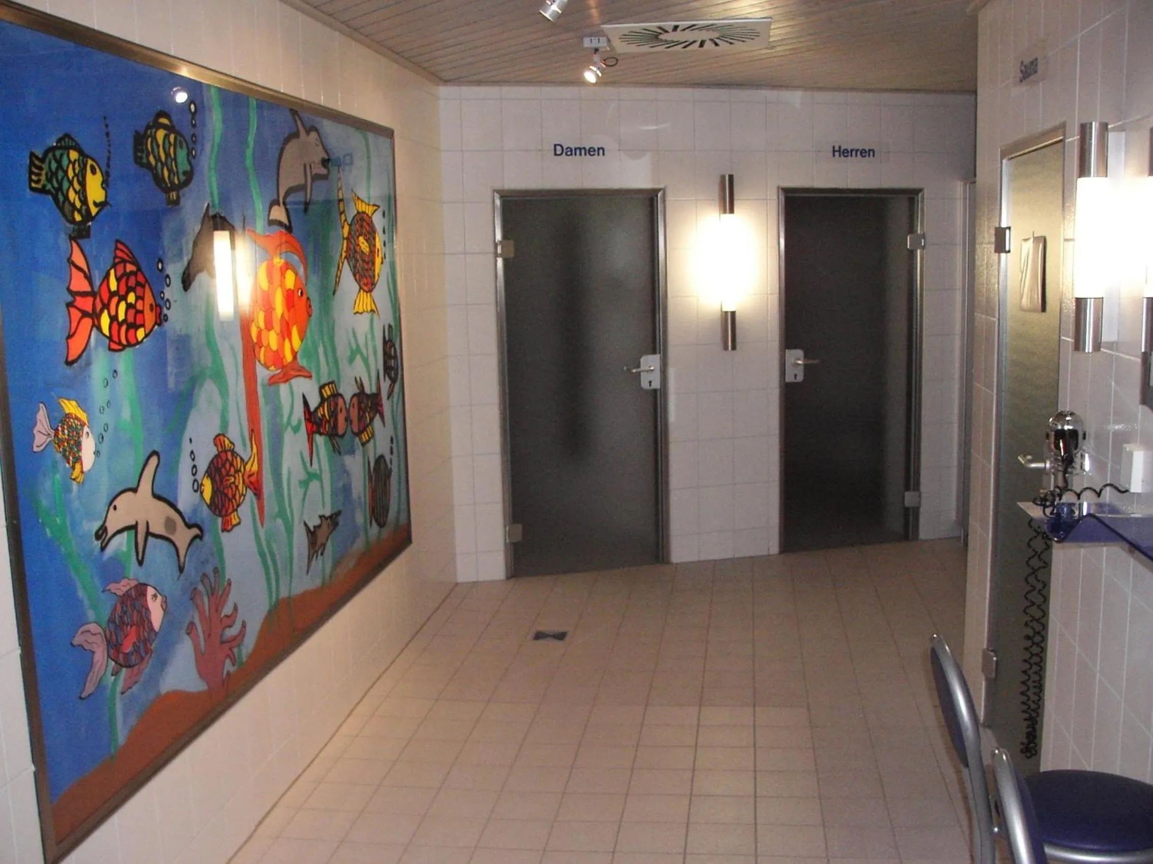 Swimming pool in Hotel Haus Deutsch Krone