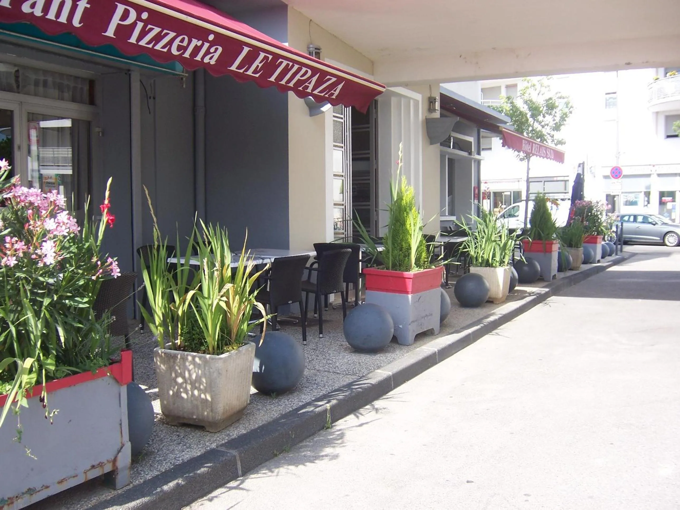 Facade/entrance in Hotel Relais Sud