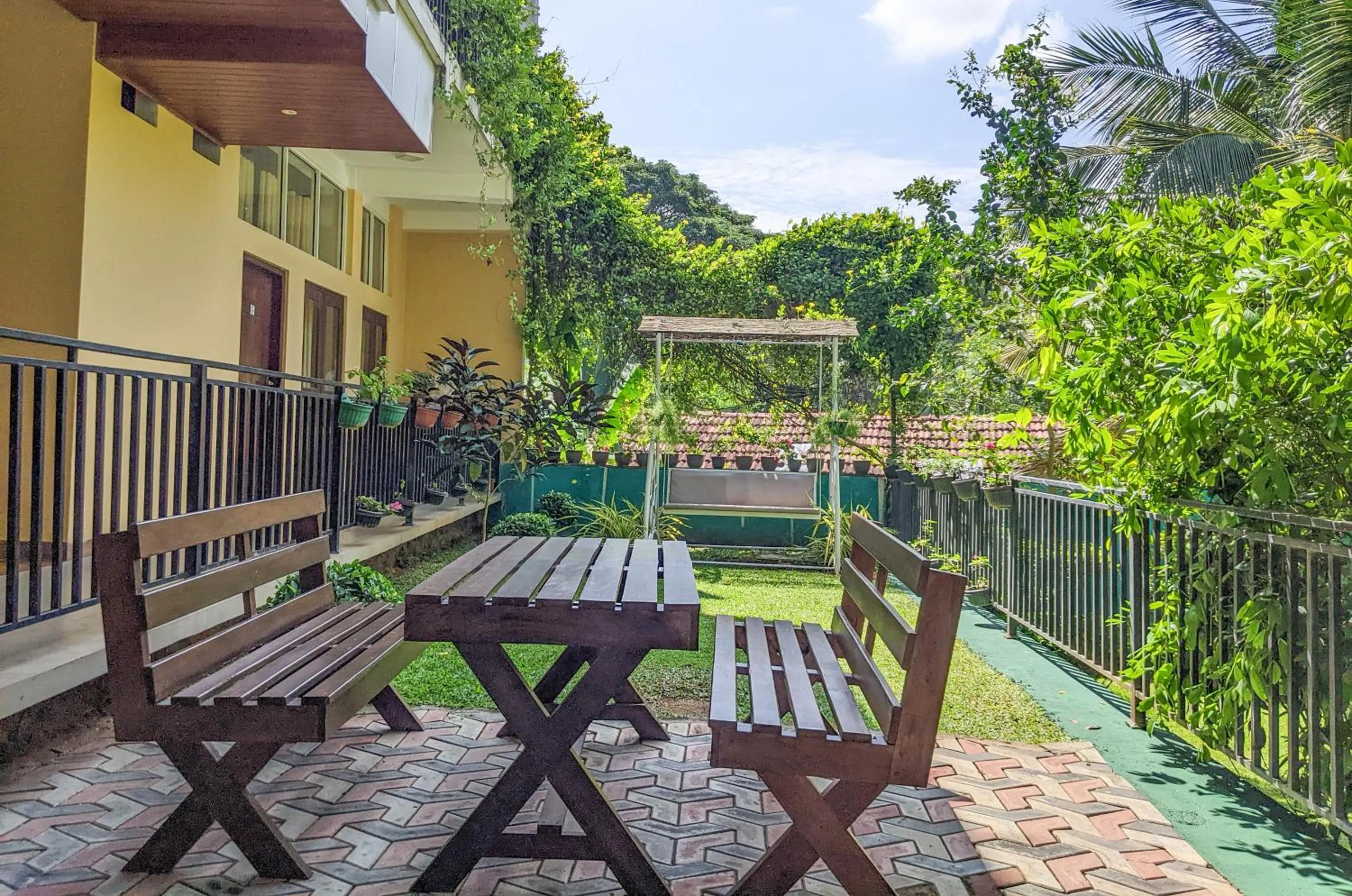 Seating area in Yala Golden Wild