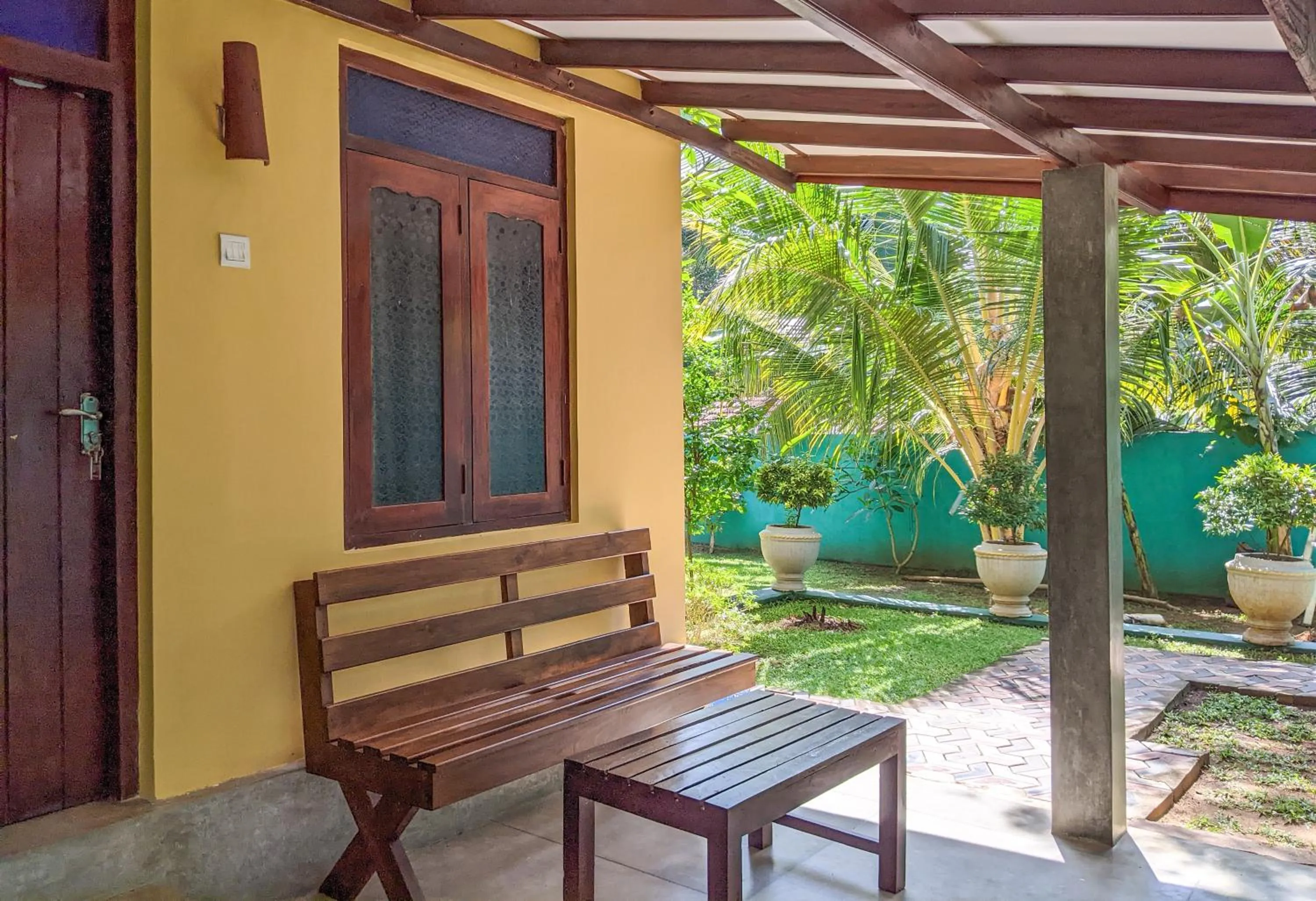 Living room in Yala Golden Wild