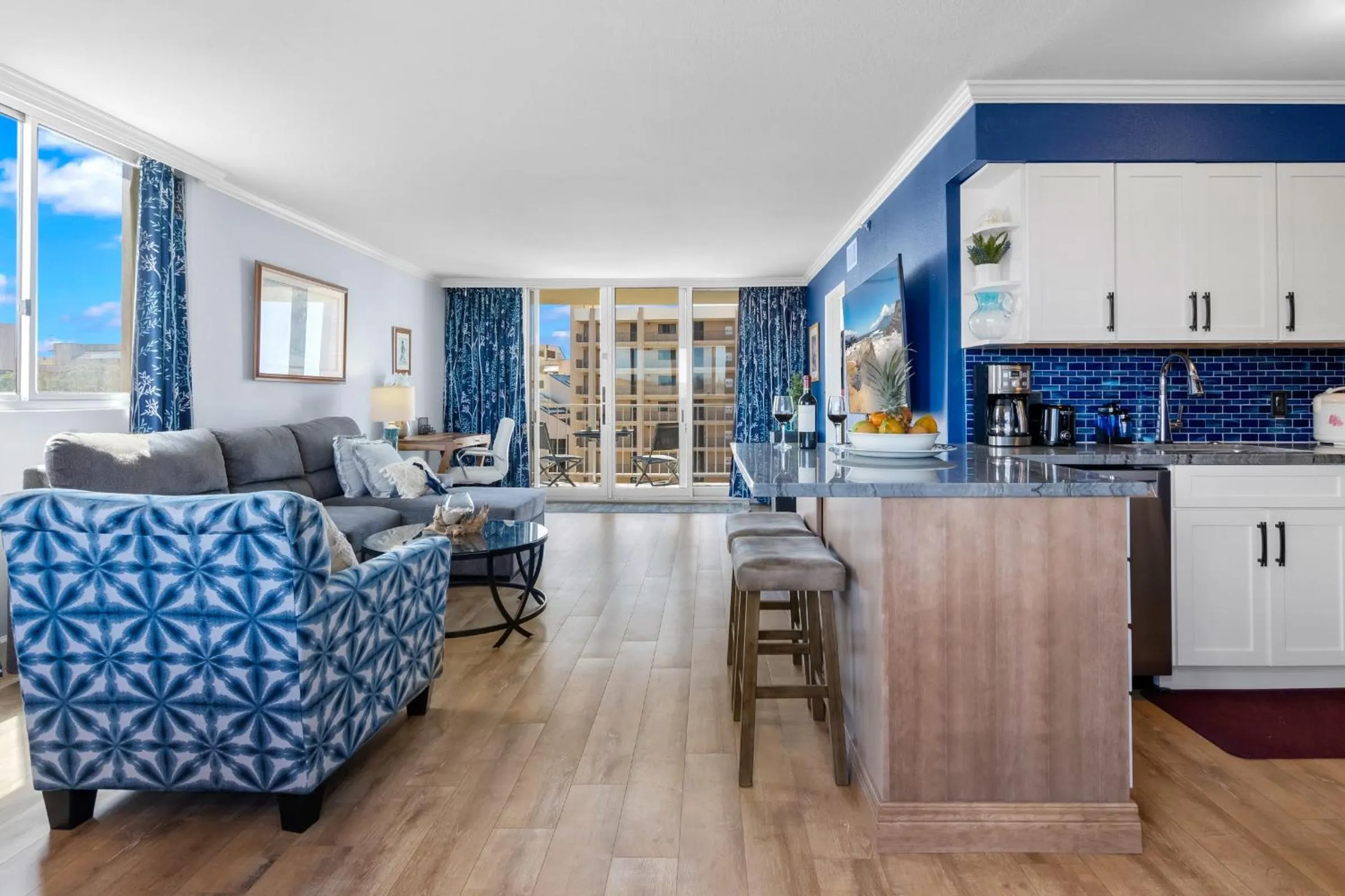 Coffee/tea facilities in Royal Kahana 920