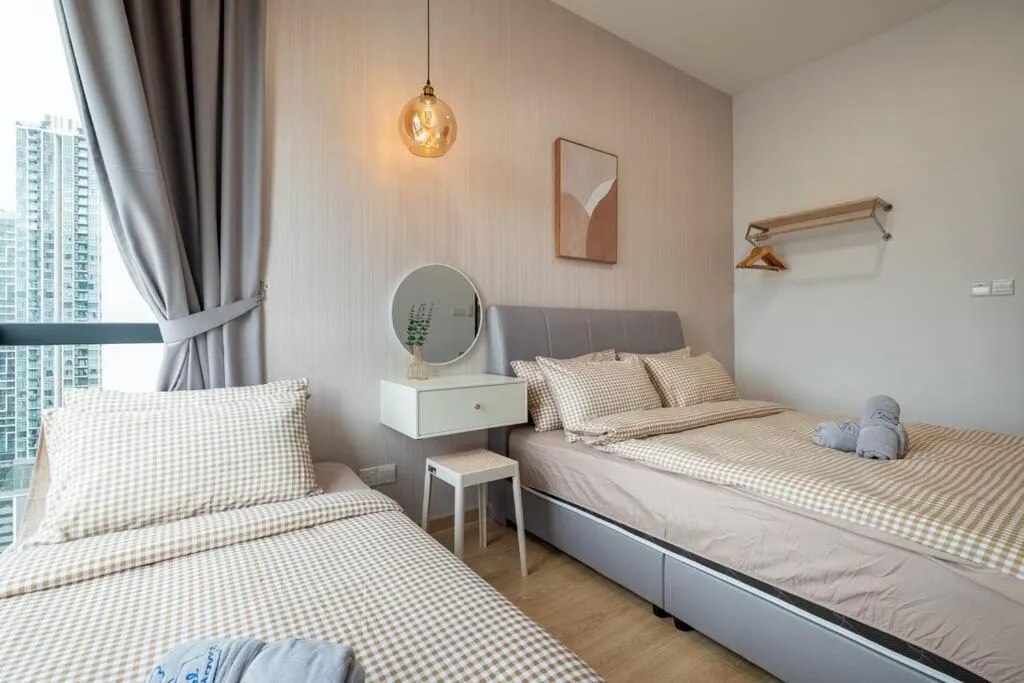 Bed in Blissful Cottage@FeelHome/2BR,7pax,MRT 中文房东