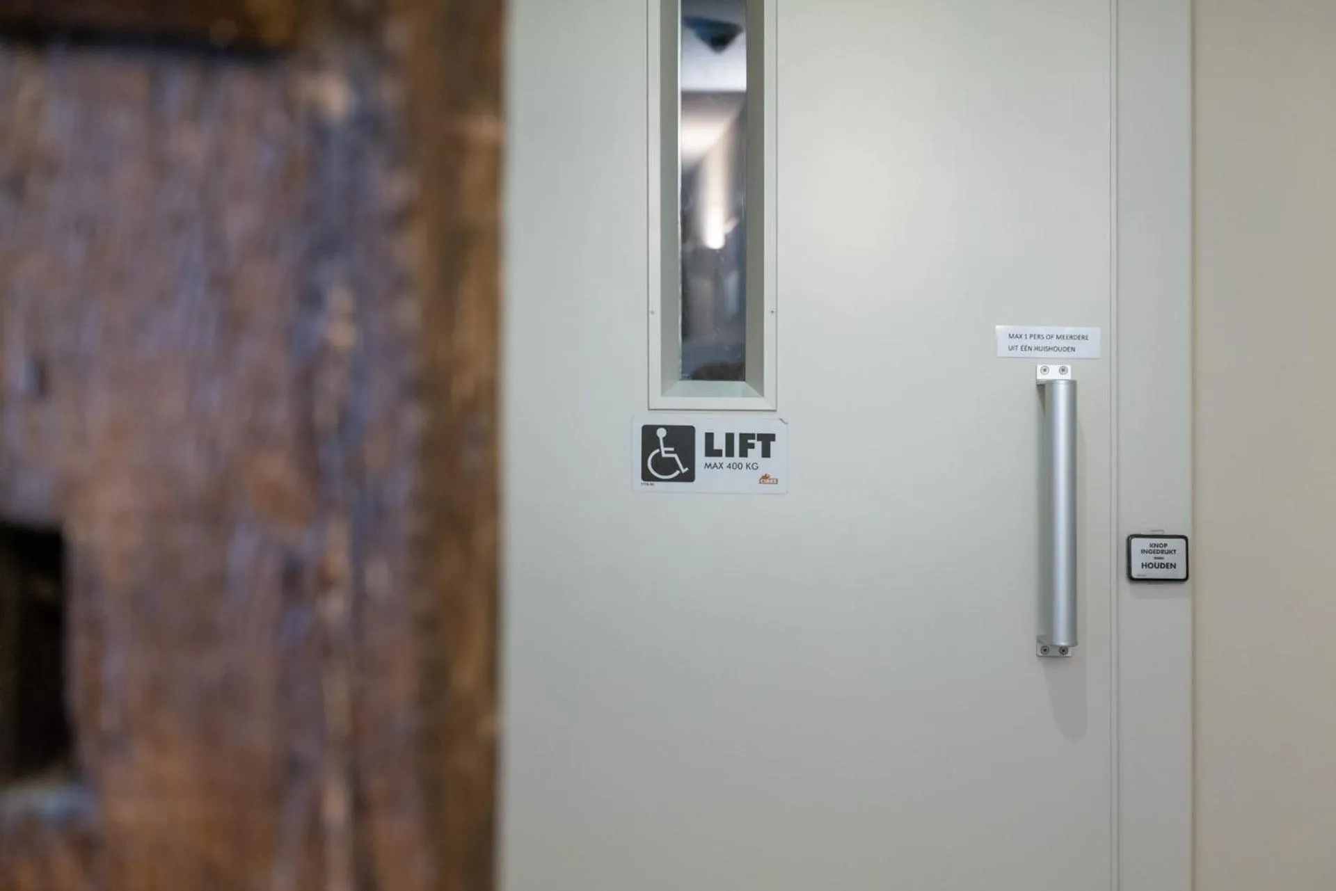 Property building in Hotel Au Quartier