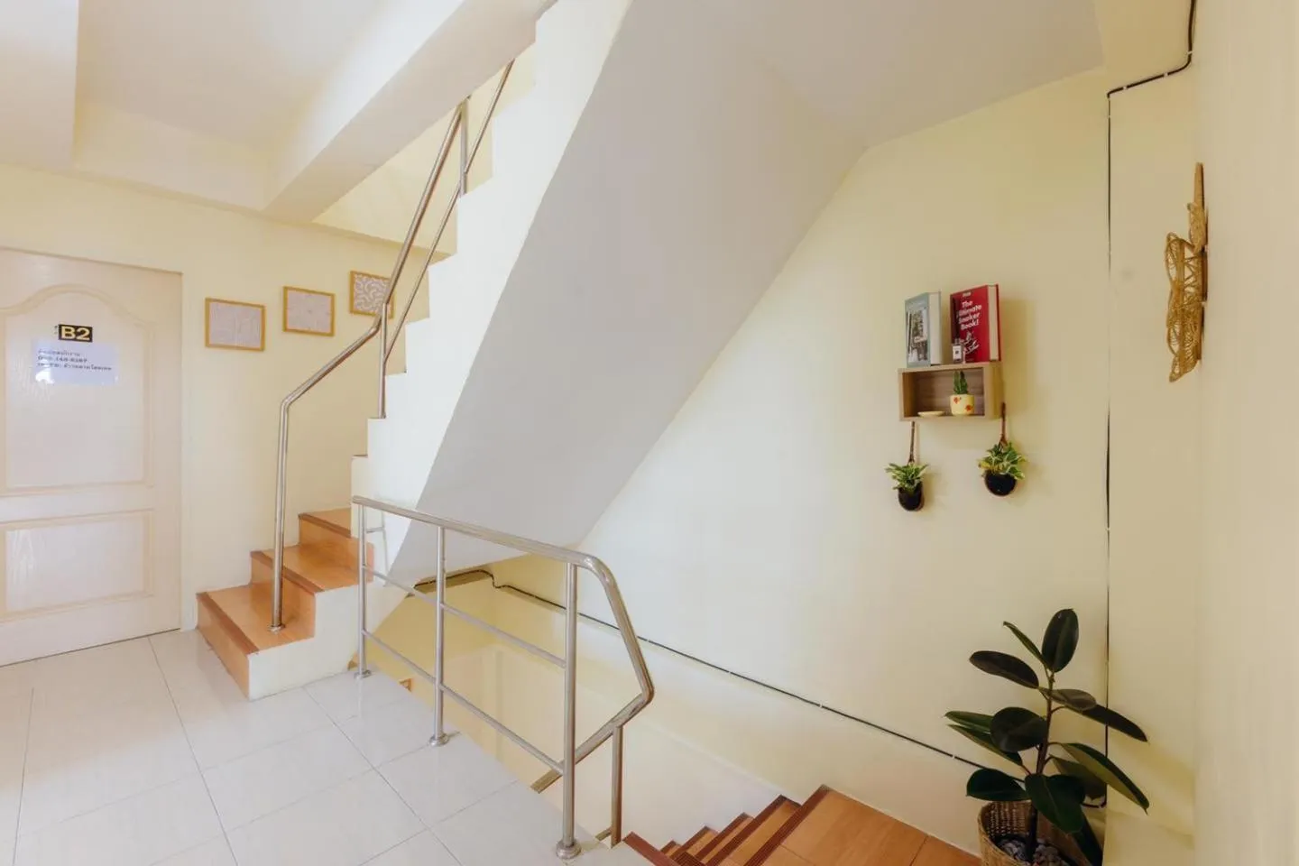 Inner courtyard view in Grand Bangsaen Hotel