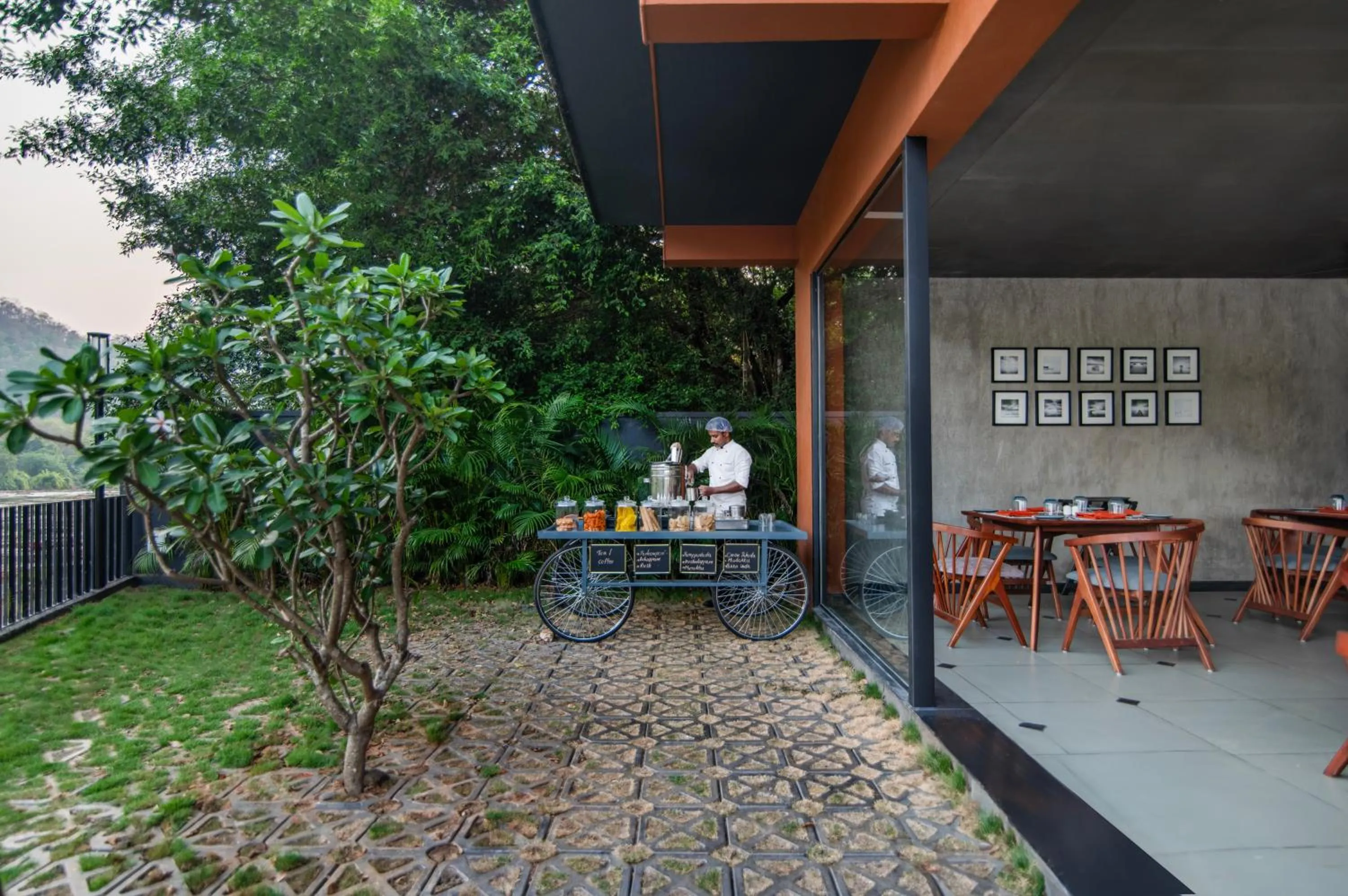 Restaurant/places to eat in Sterling Athirappilly