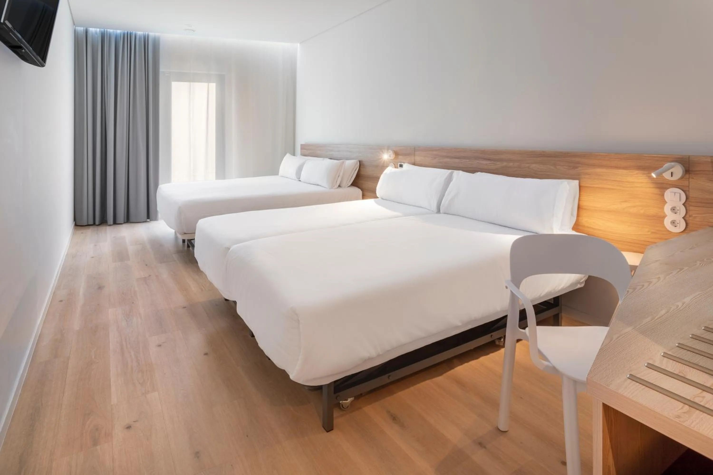 Bed in B&B HOTEL Olhão Algarve