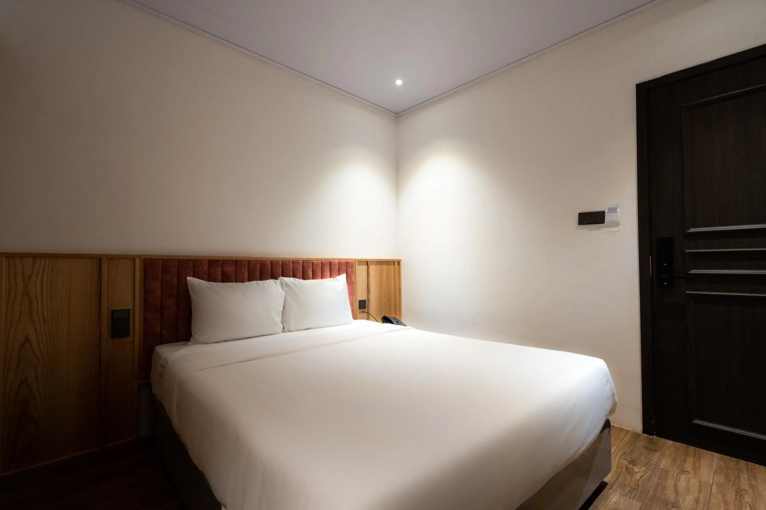 Bed in Haven Hut Riverside Hotel