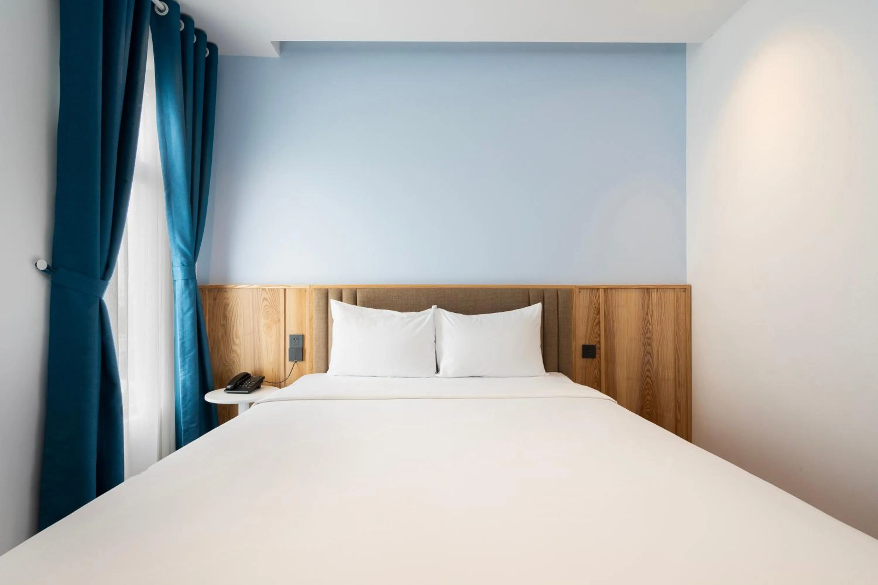 Bed in Haven Hut Riverside Hotel