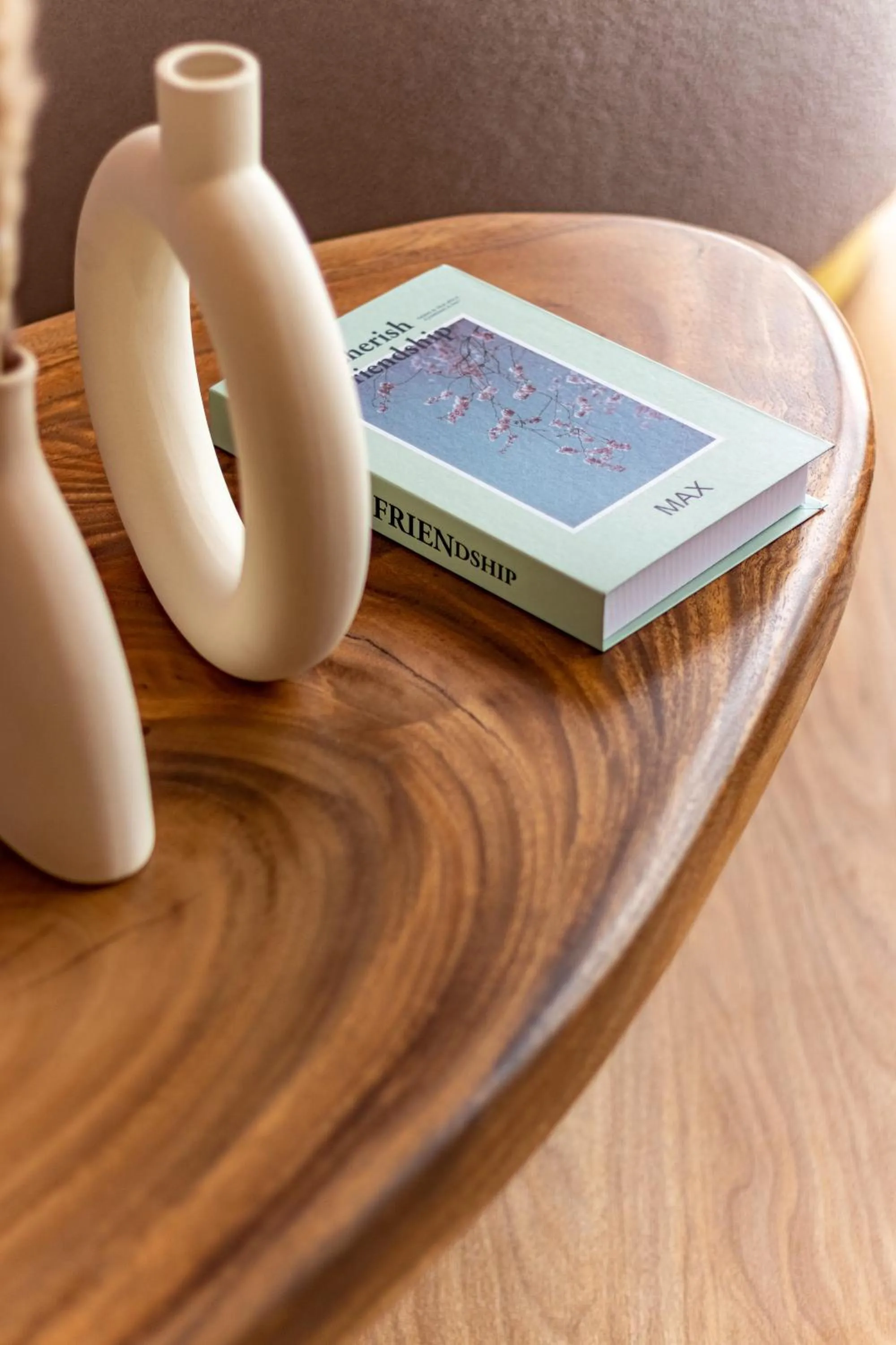 Decorative detail in Urban Suites, Classic Collection by Stellar ALV