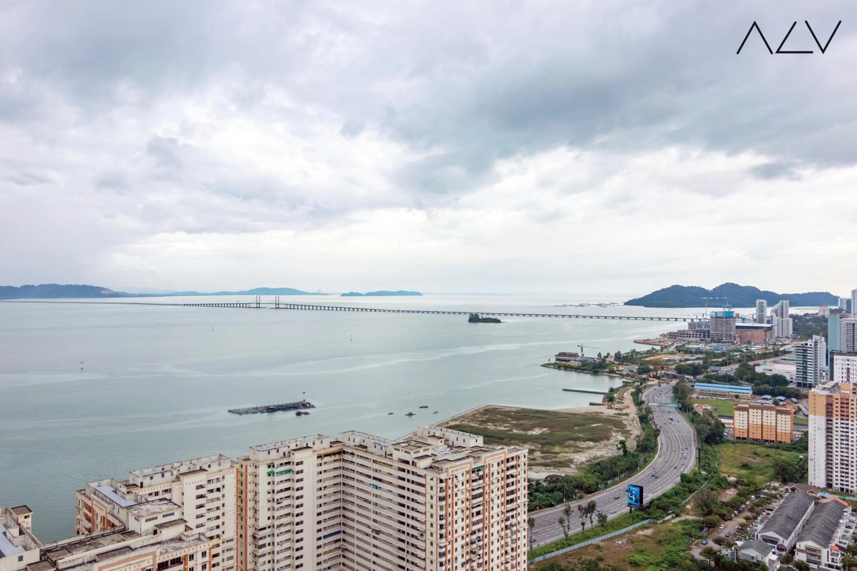 Sea view in Urban Suites, Classic Collection by Stellar ALV