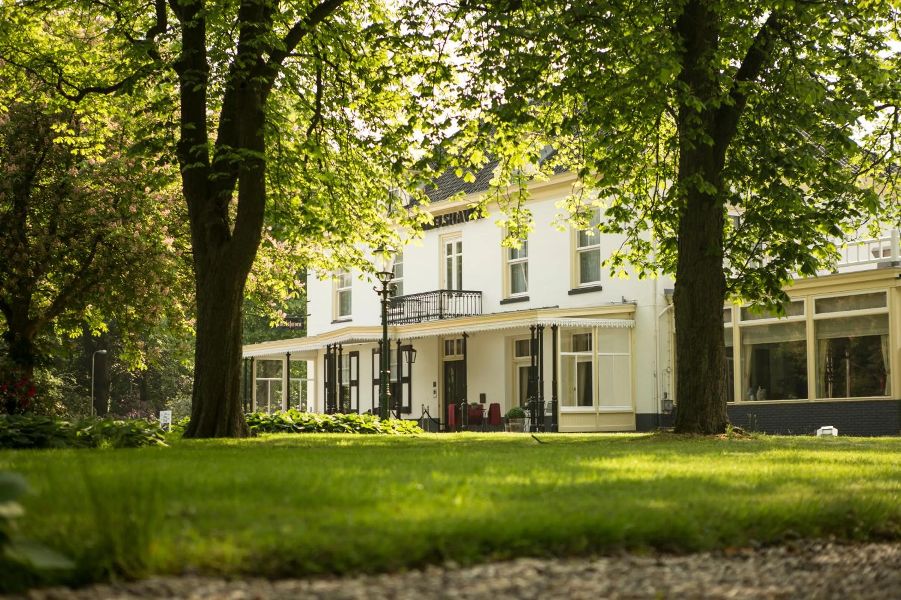 Facade/entrance in Landgoed Hotel & Restaurant Carelshaven