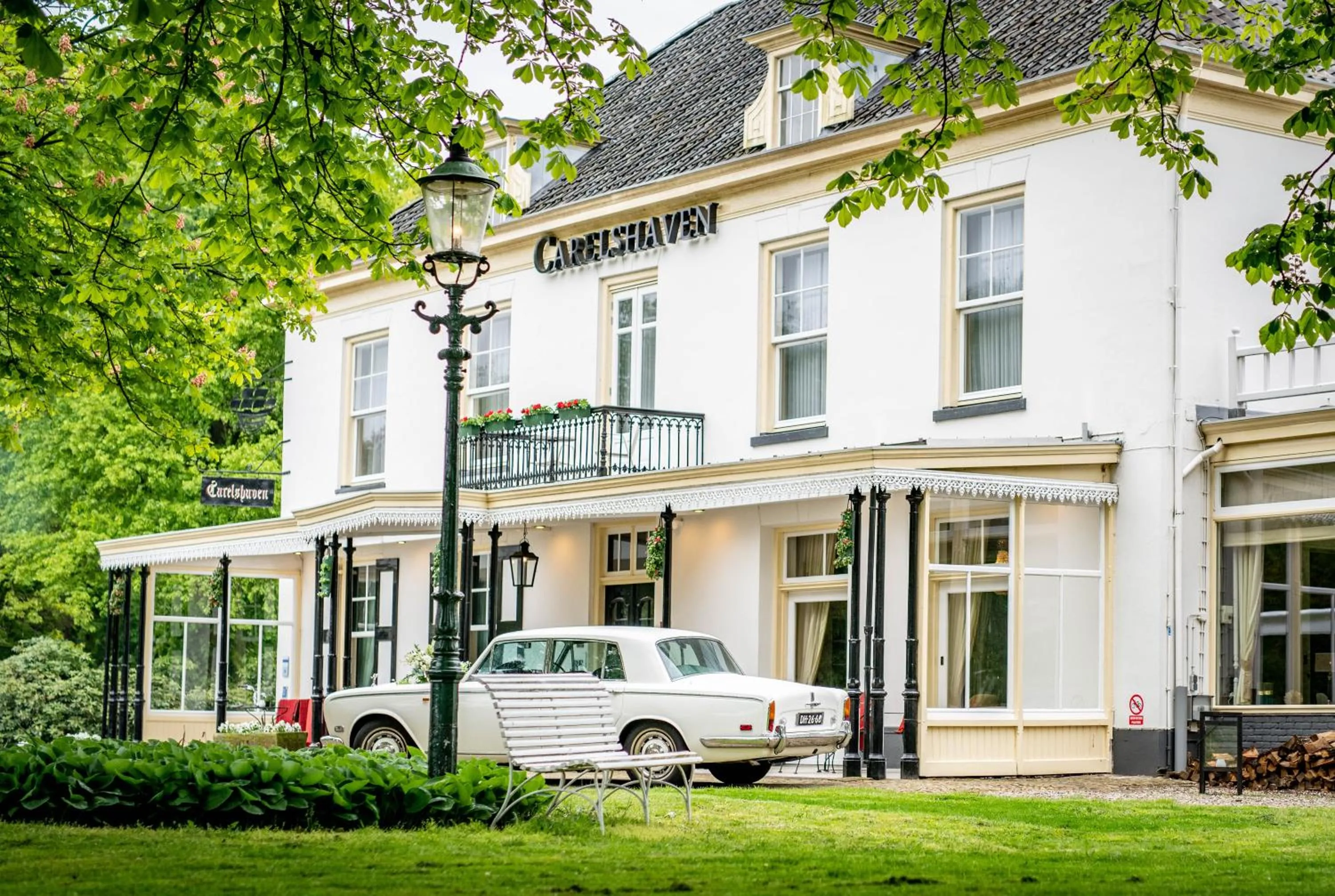 Facade/entrance in Landgoed Hotel & Restaurant Carelshaven