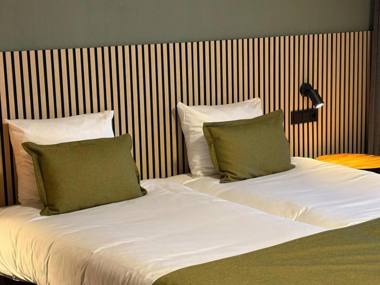 Bed in Landgoed Hotel & Restaurant Carelshaven