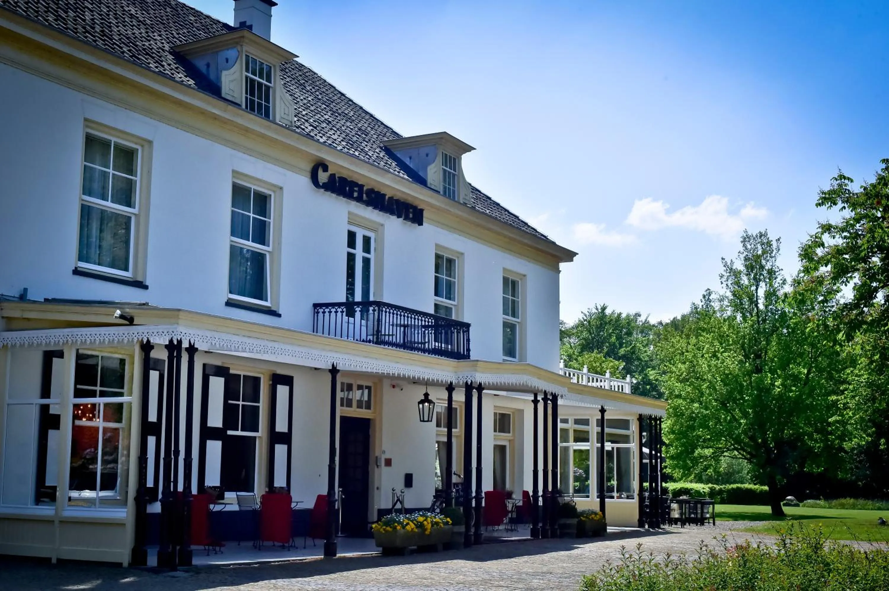 Facade/entrance in Landgoed Hotel & Restaurant Carelshaven