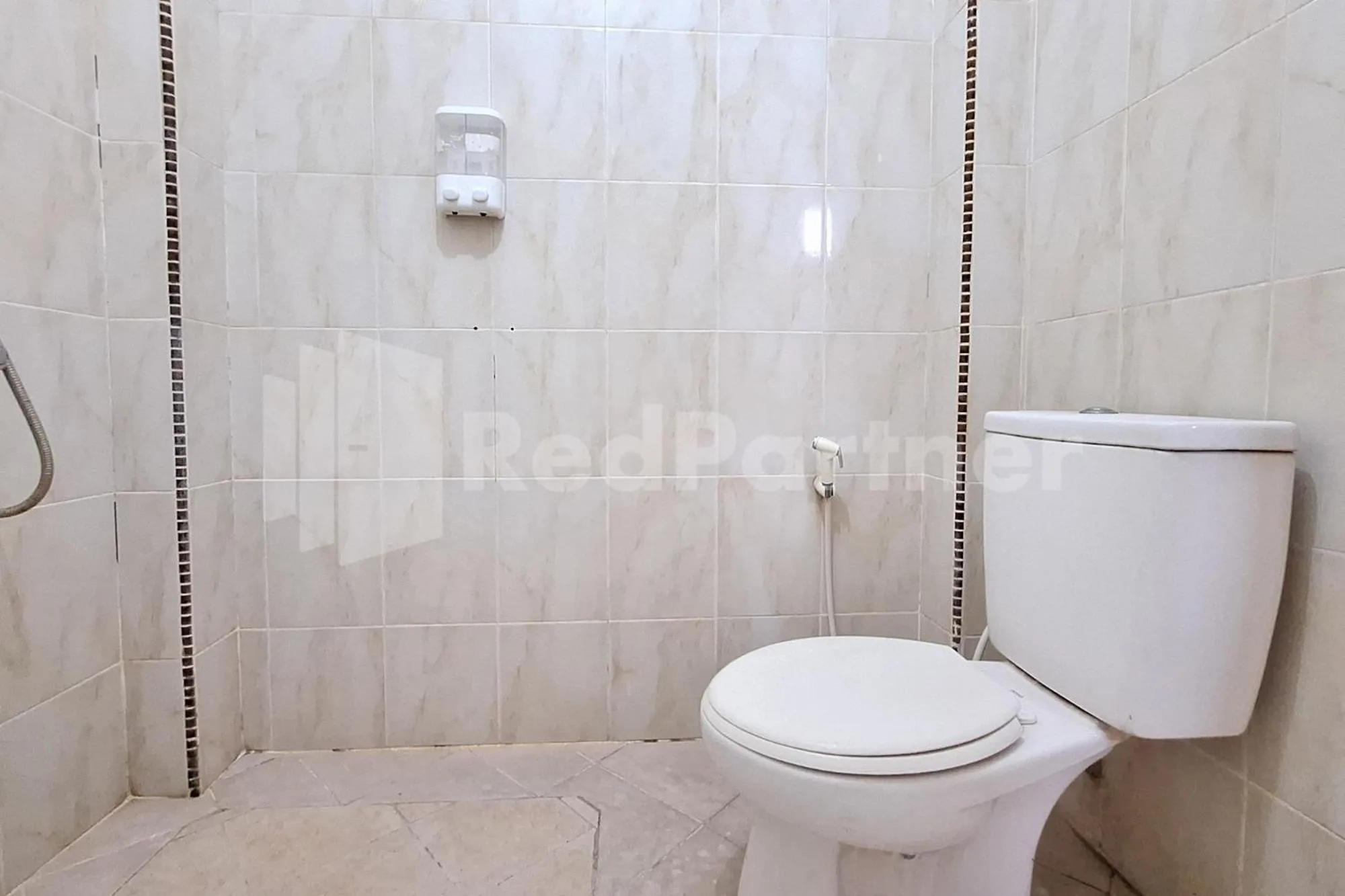 Bathroom in Hotel Graha Muslim RedPartner