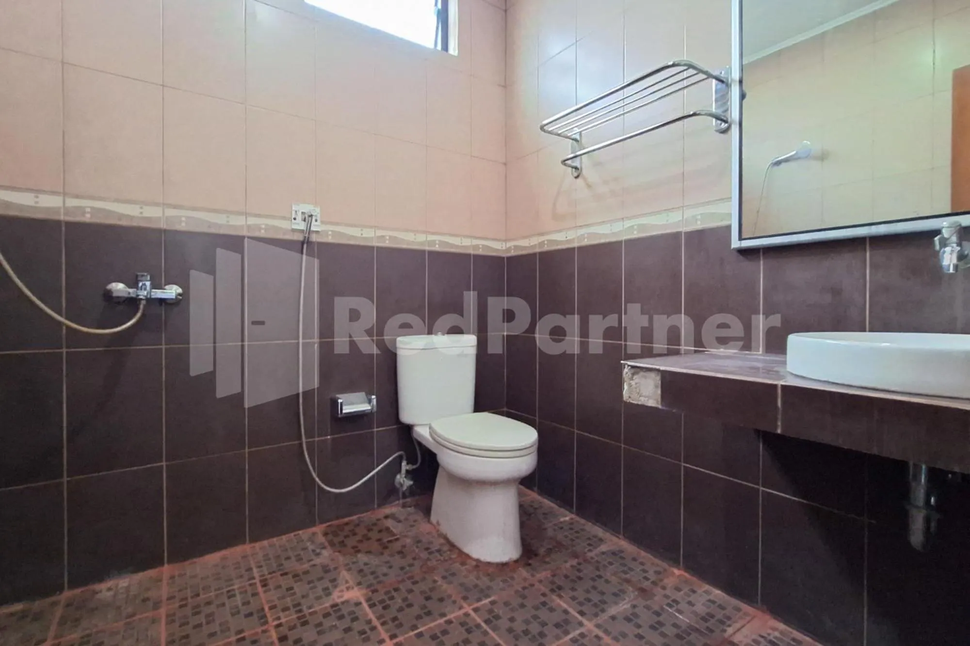 Bathroom in Hotel Graha Muslim RedPartner