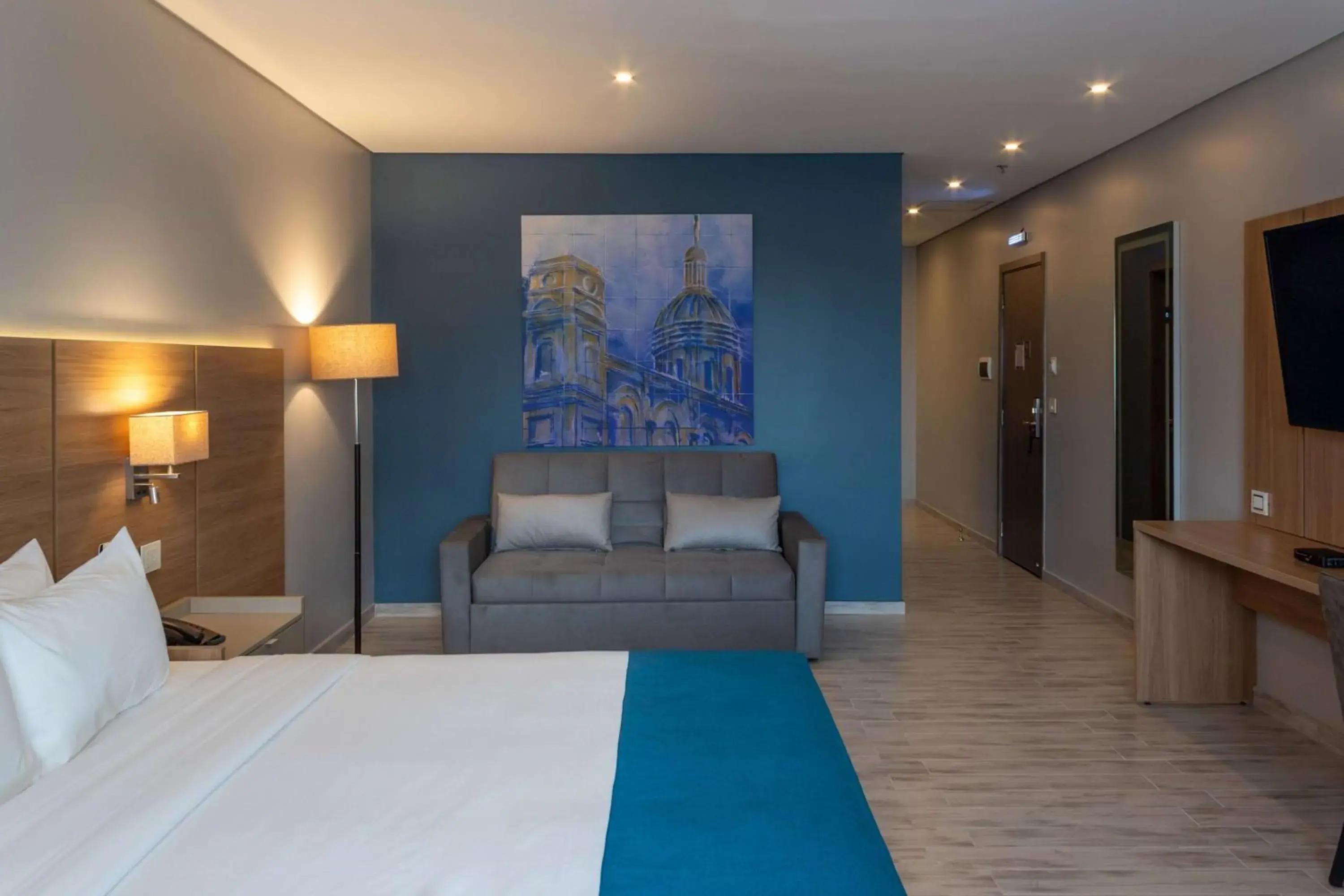 Family Room - Non-Smoking in Tryp by Wyndham Asuncion Family Room - Non-Smoking in Tryp by Wyndham Asuncion