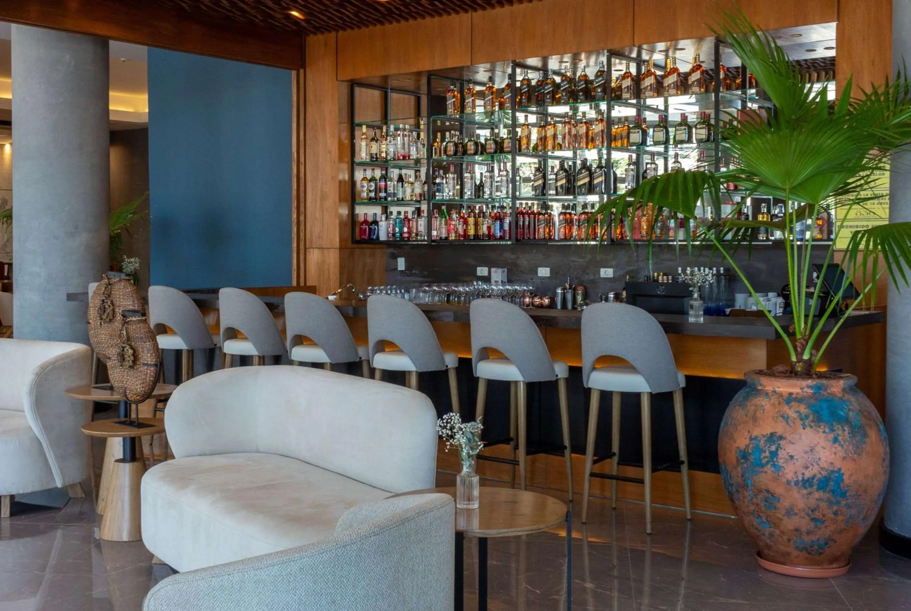 Restaurant/places to eat in Tryp by Wyndham Asuncion