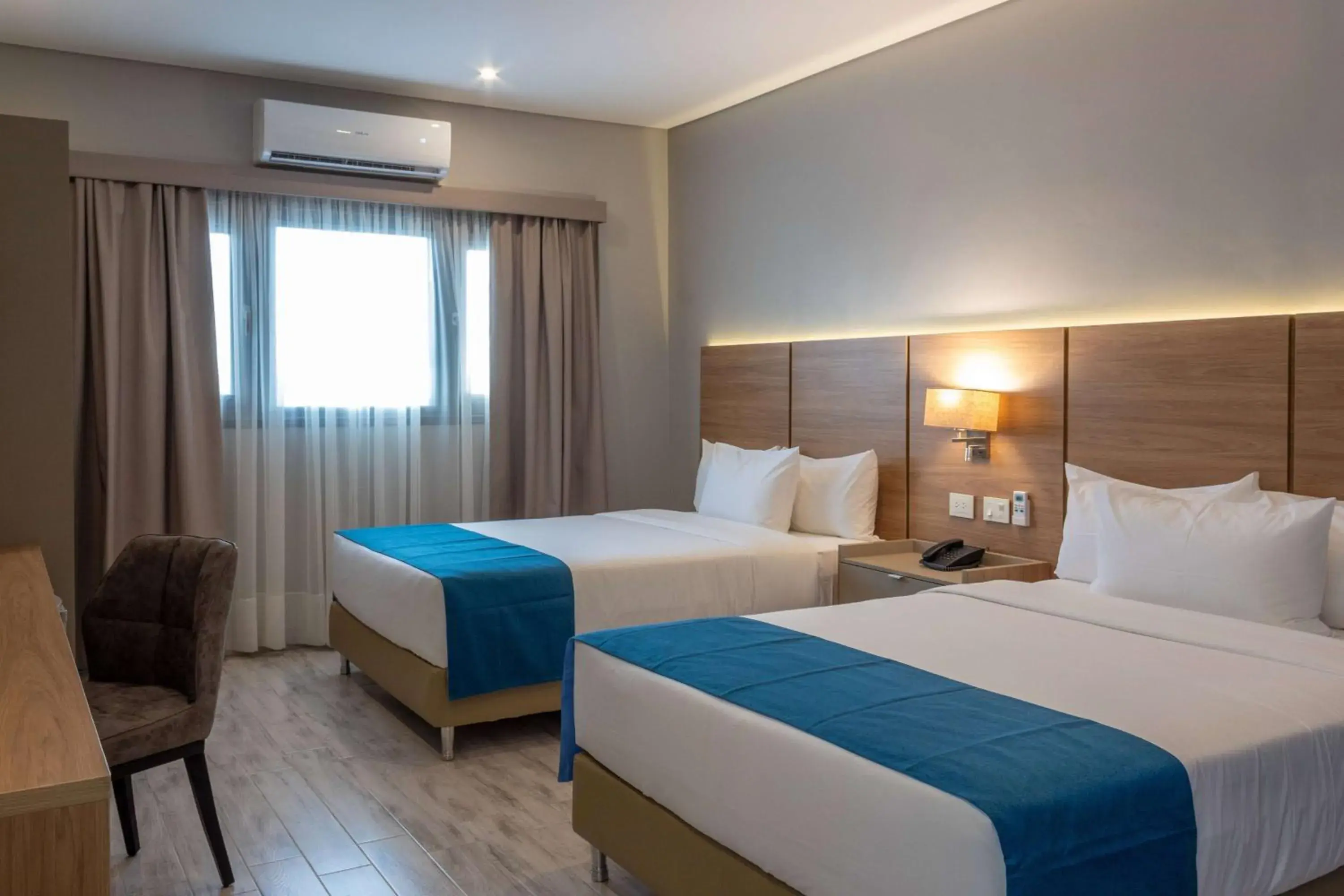 Accessible Double Room with Two Double Beds - Non-Smoking in Tryp by Wyndham Asuncion Accessible Double Room with Two Double Beds - Non-Smoking in Tryp by Wyndham Asuncion