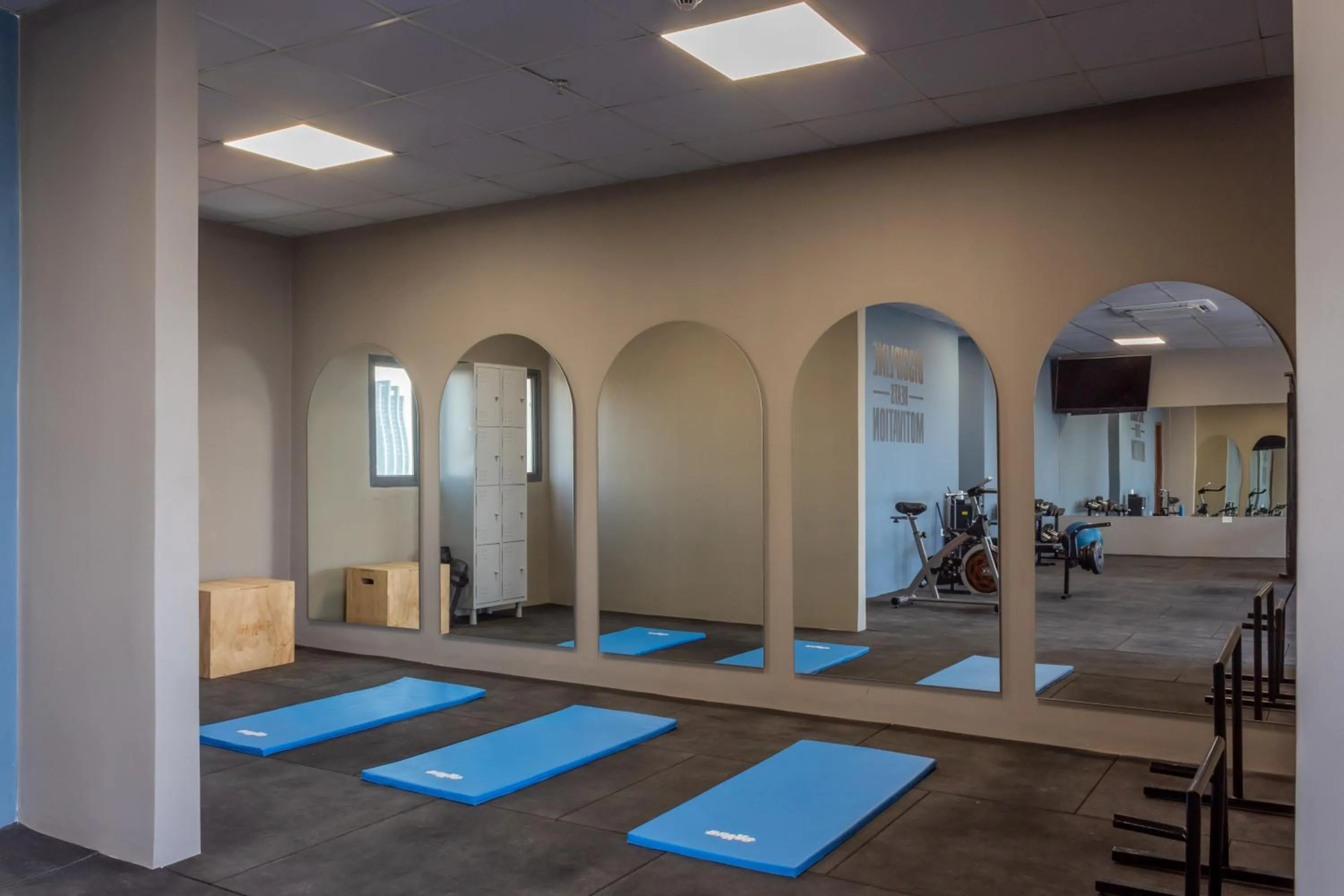 Fitness centre/facilities in Tryp by Wyndham Asuncion