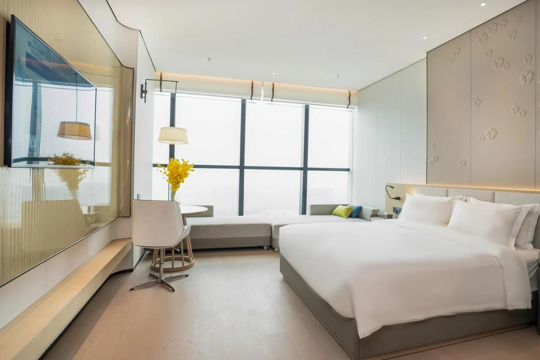 Bed in Wyndham Foshan Nanhai