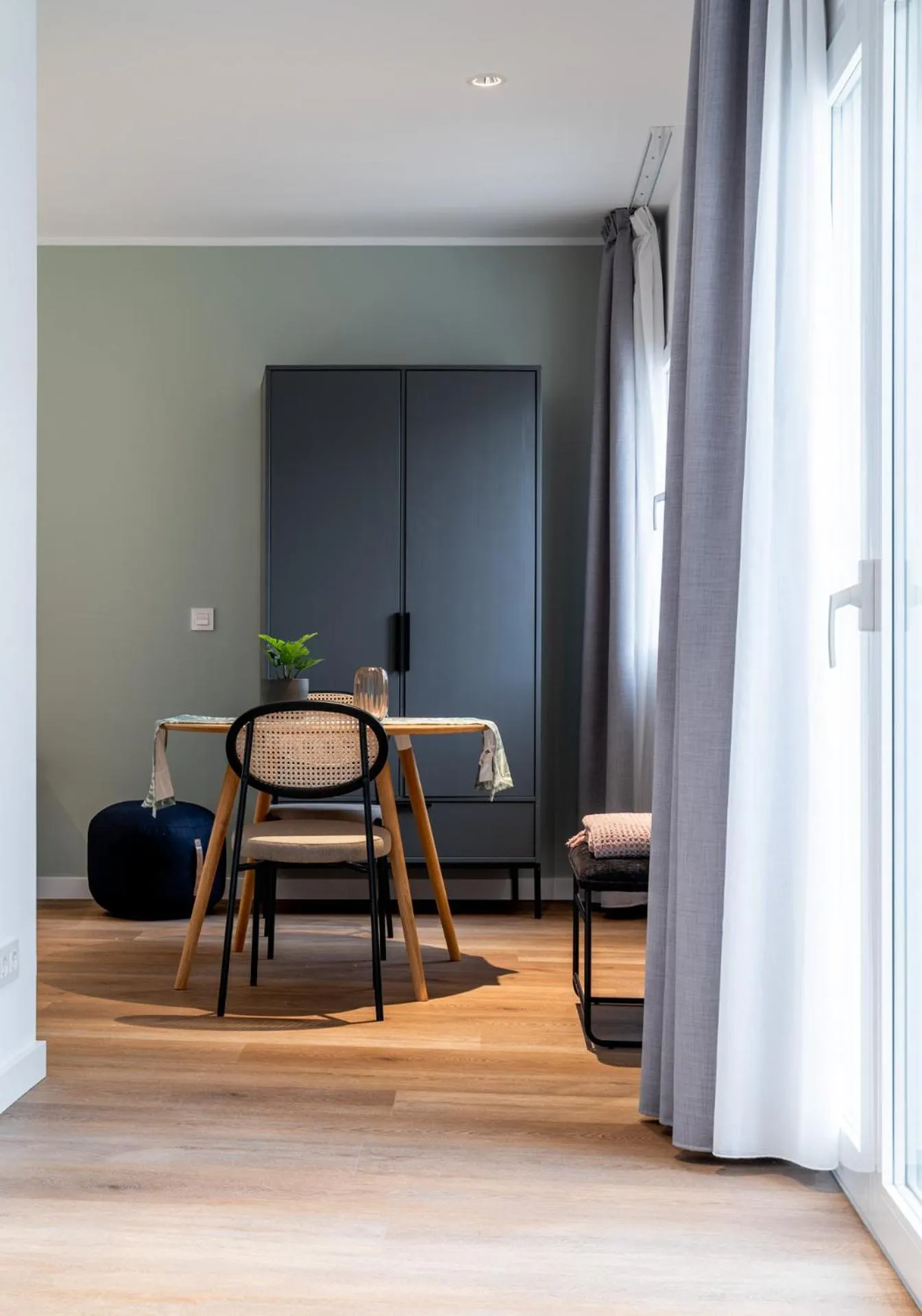 Decorative detail in Limehome Sevilla Ronda de Capuchinos