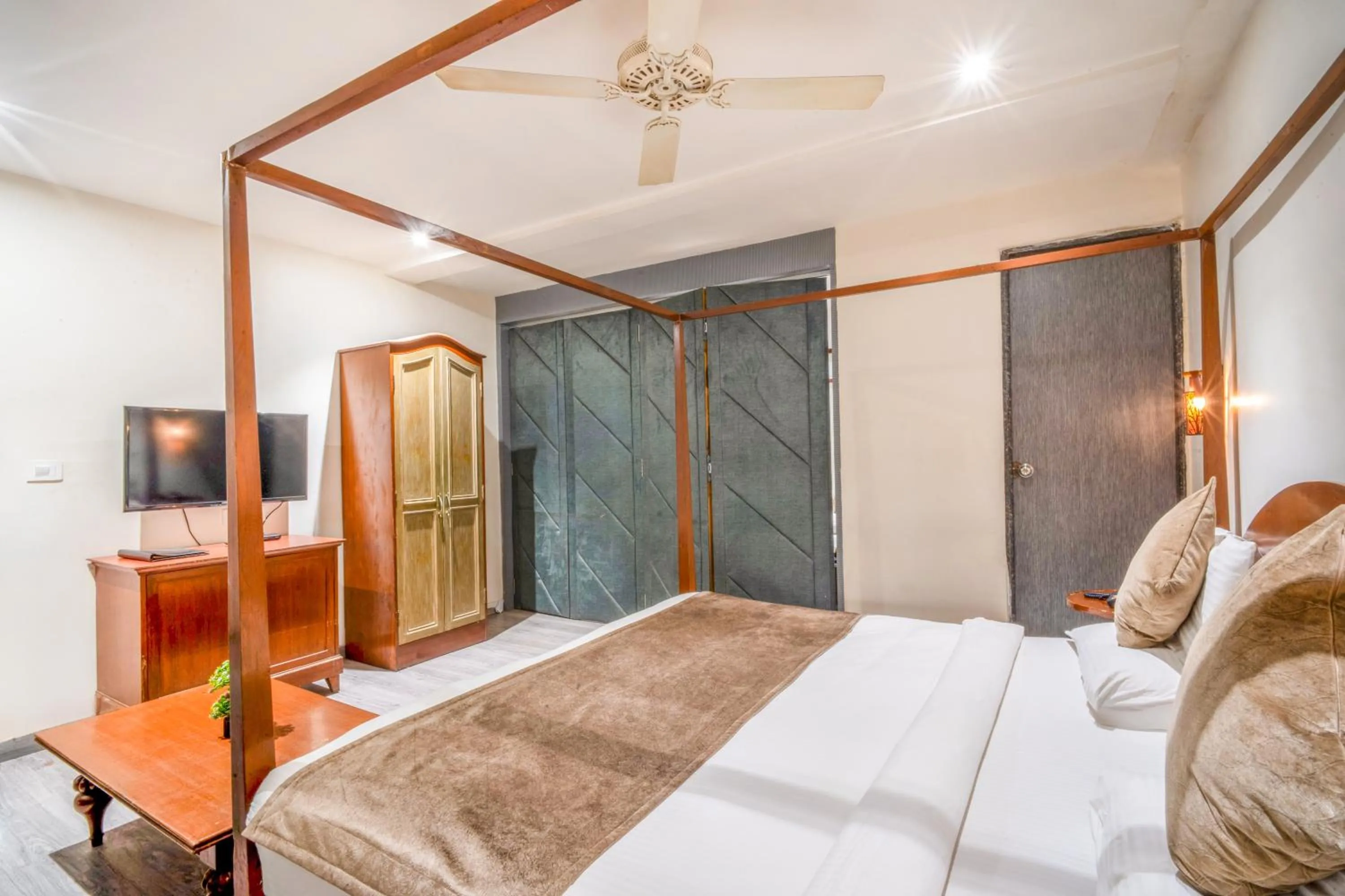 Bed in The White Seasons