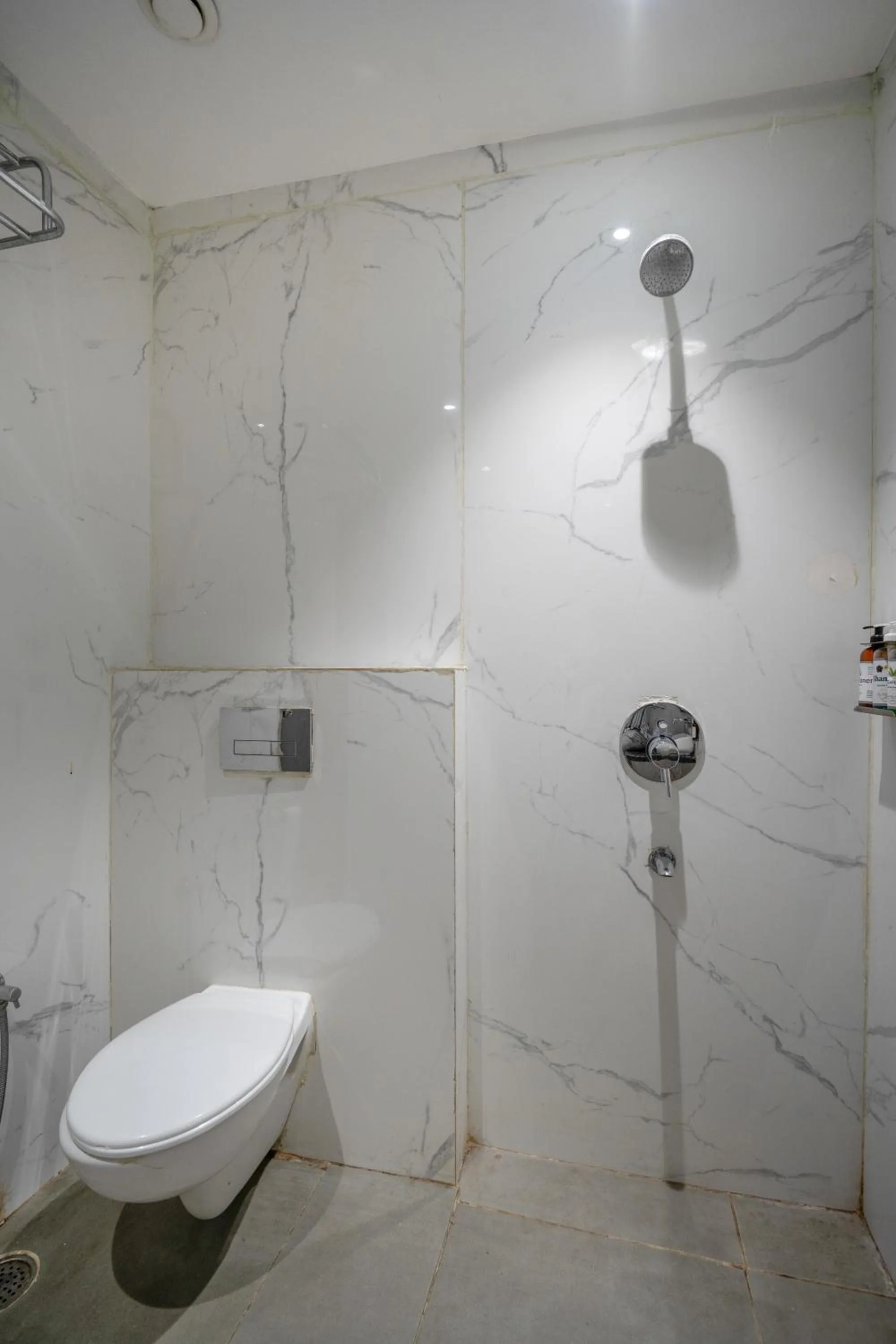 Bathroom in The White Seasons