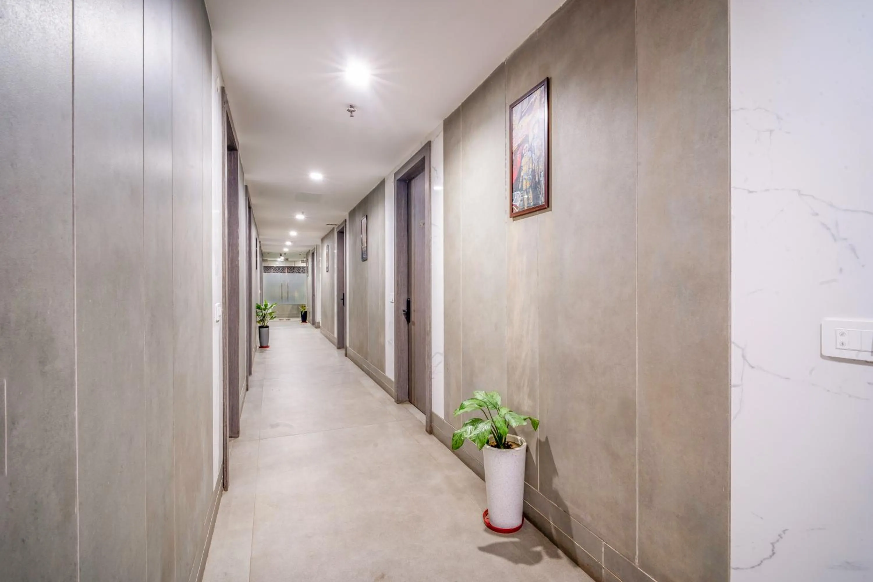 Lobby or reception in The White Seasons